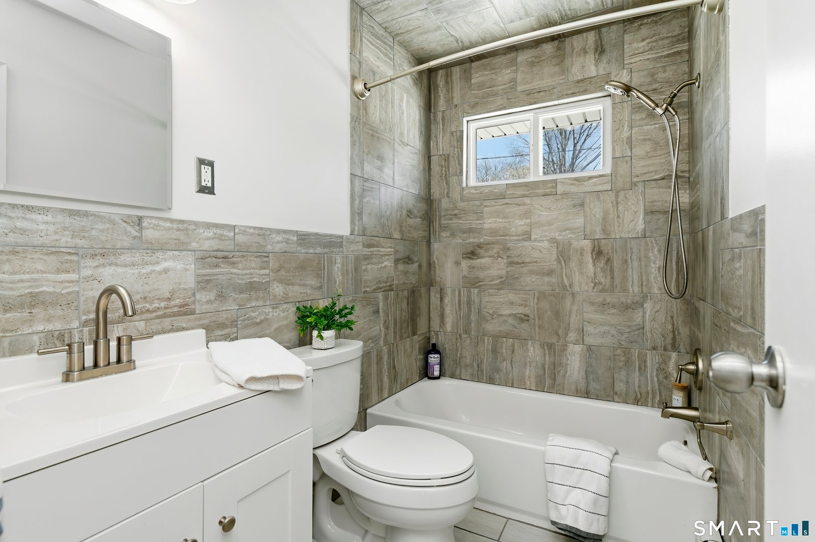 23 Ridgefield Road Photo 16