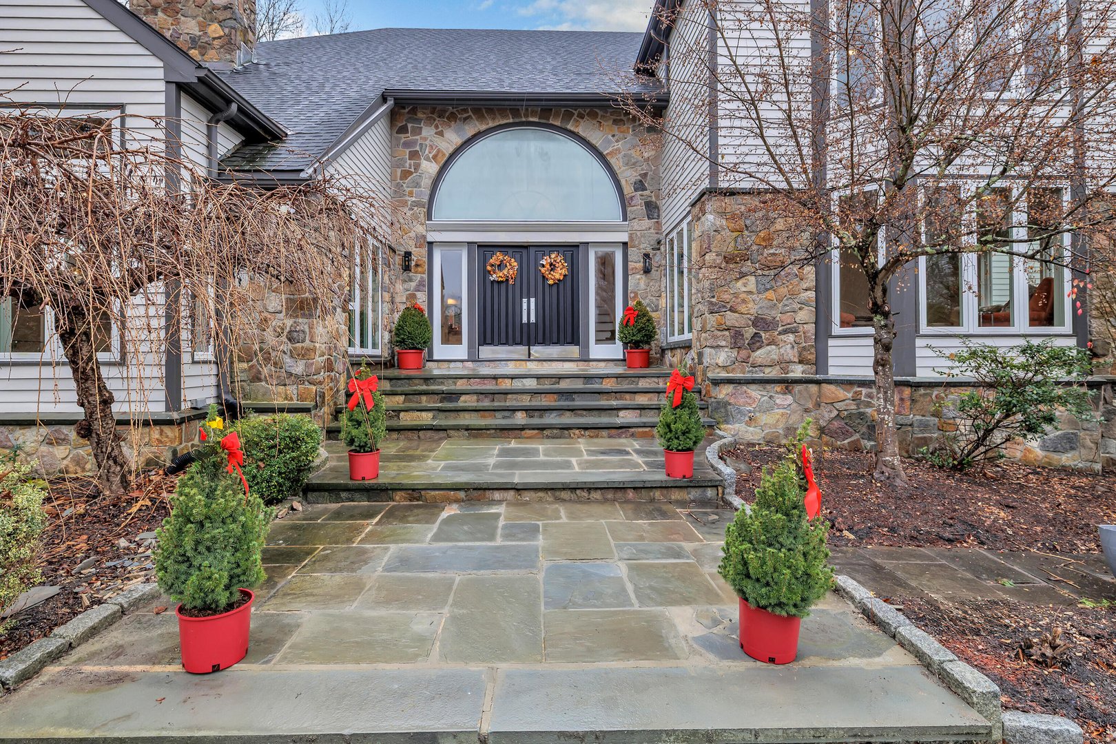 101 Northwood Drive Photo 2