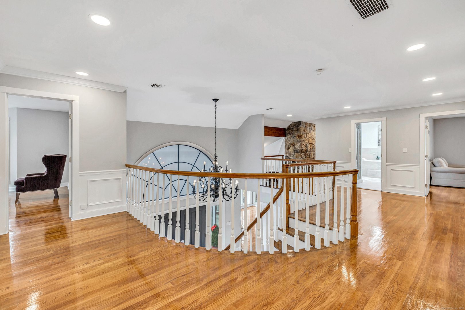 101 Northwood Drive Photo 23