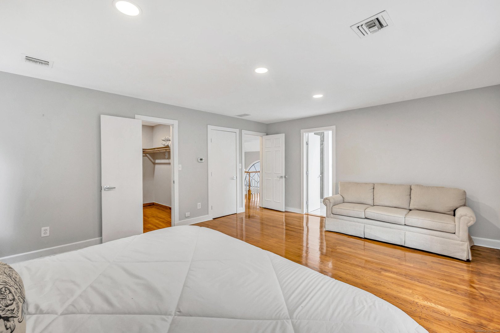 101 Northwood Drive Photo 27