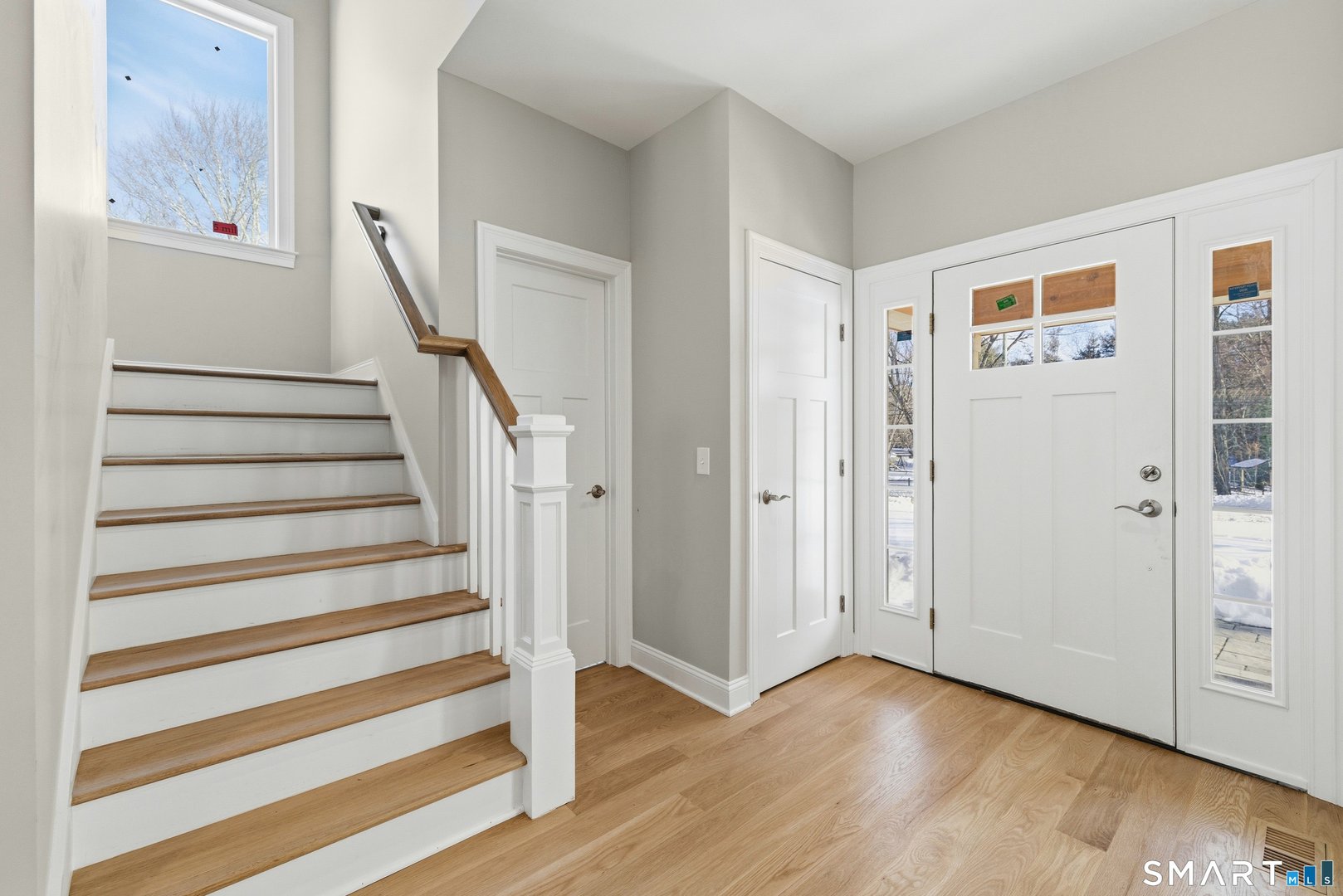 42 Holcomb Street Photo 4