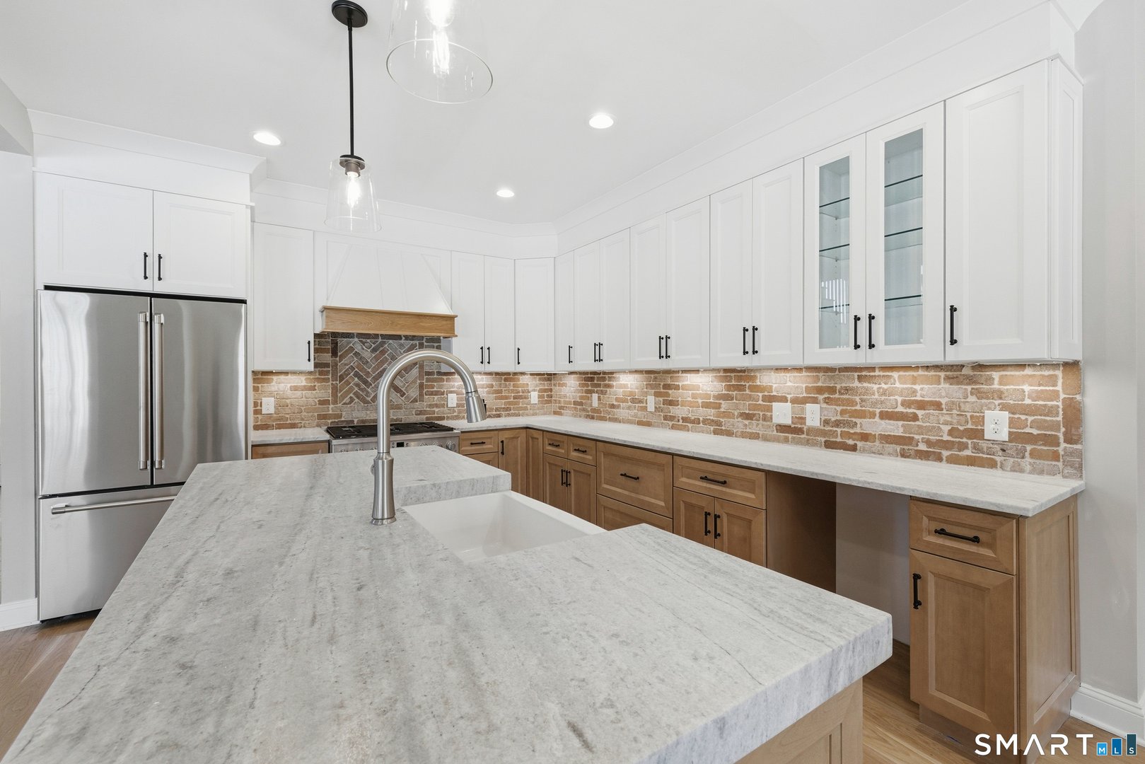 42 Holcomb Street Photo 14