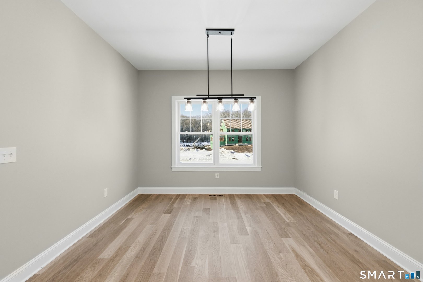 42 Holcomb Street Photo 17