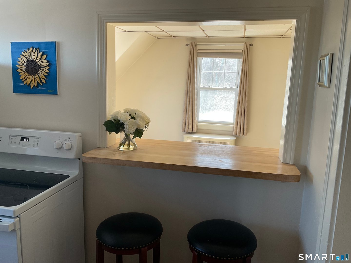 405 Mohegan Avenue Parkway Photo 4