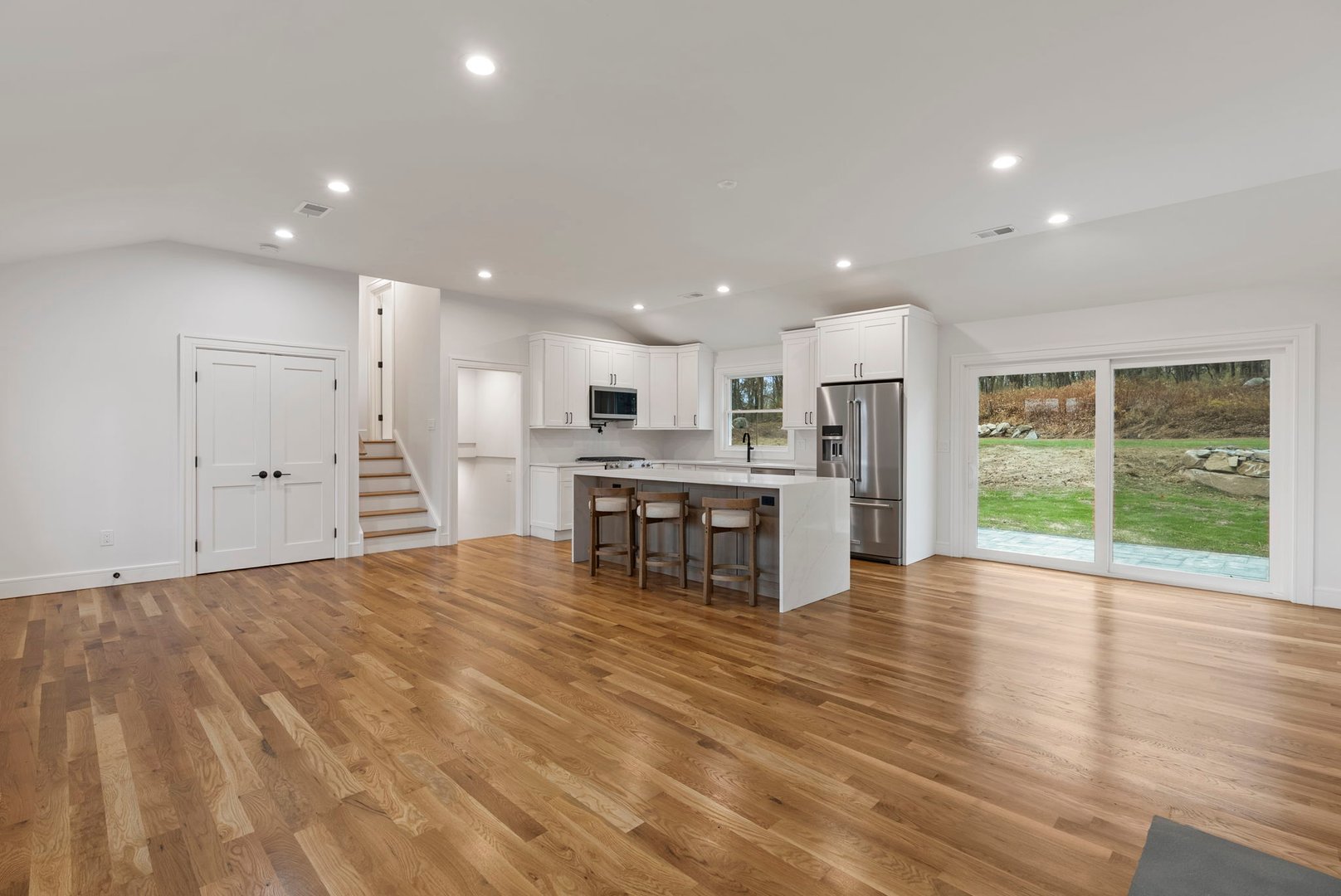 52 Curtis Road Photo 5