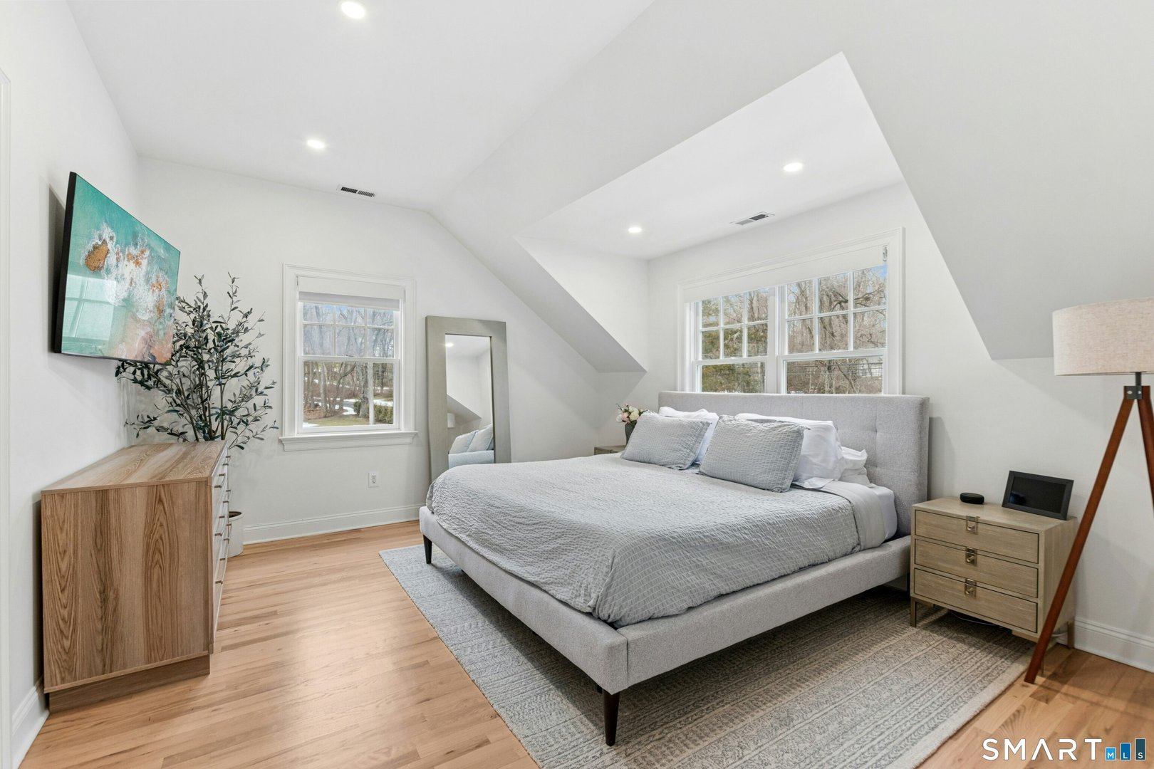 7 Homeward Lane Photo 23