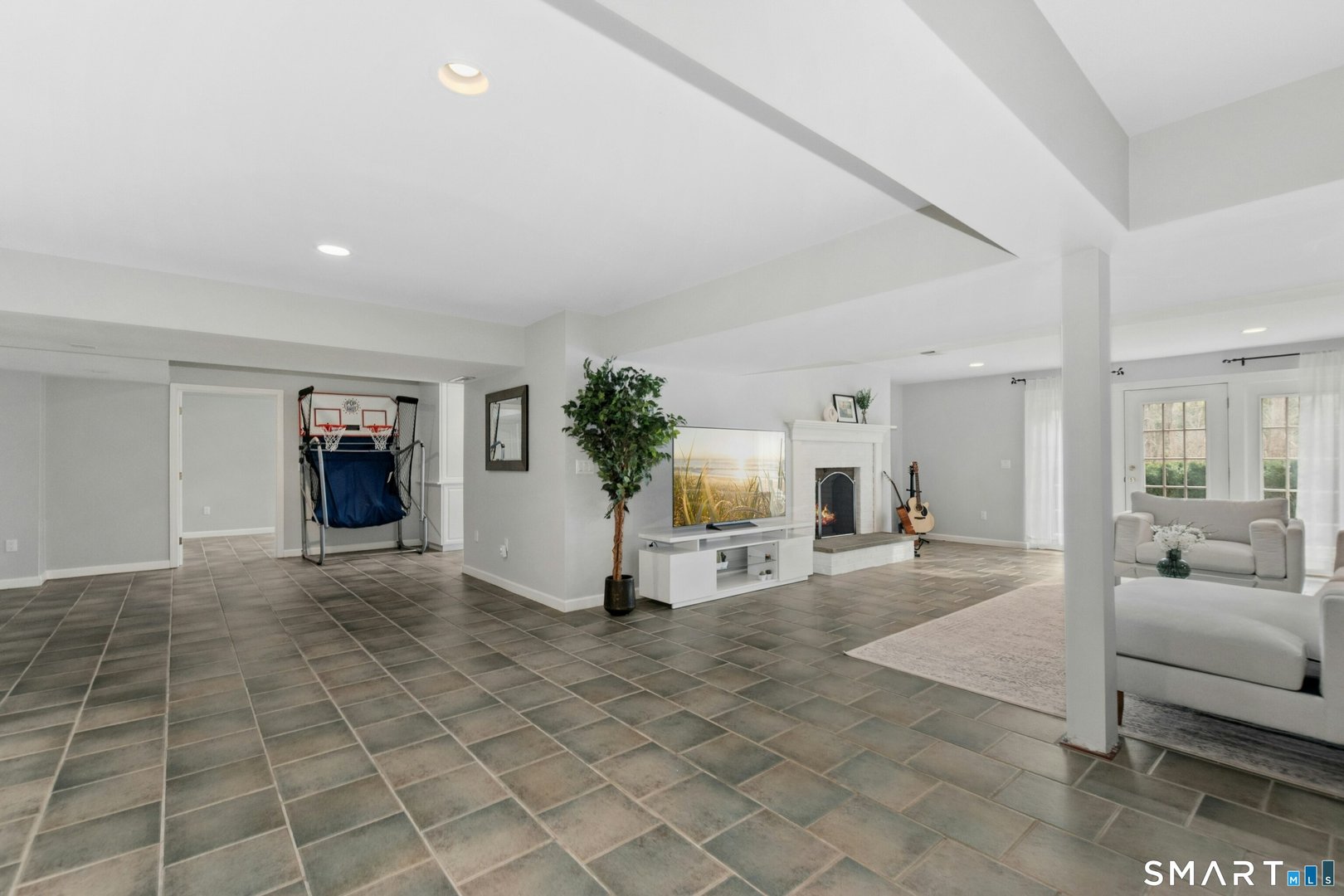 7 Homeward Lane Photo 29