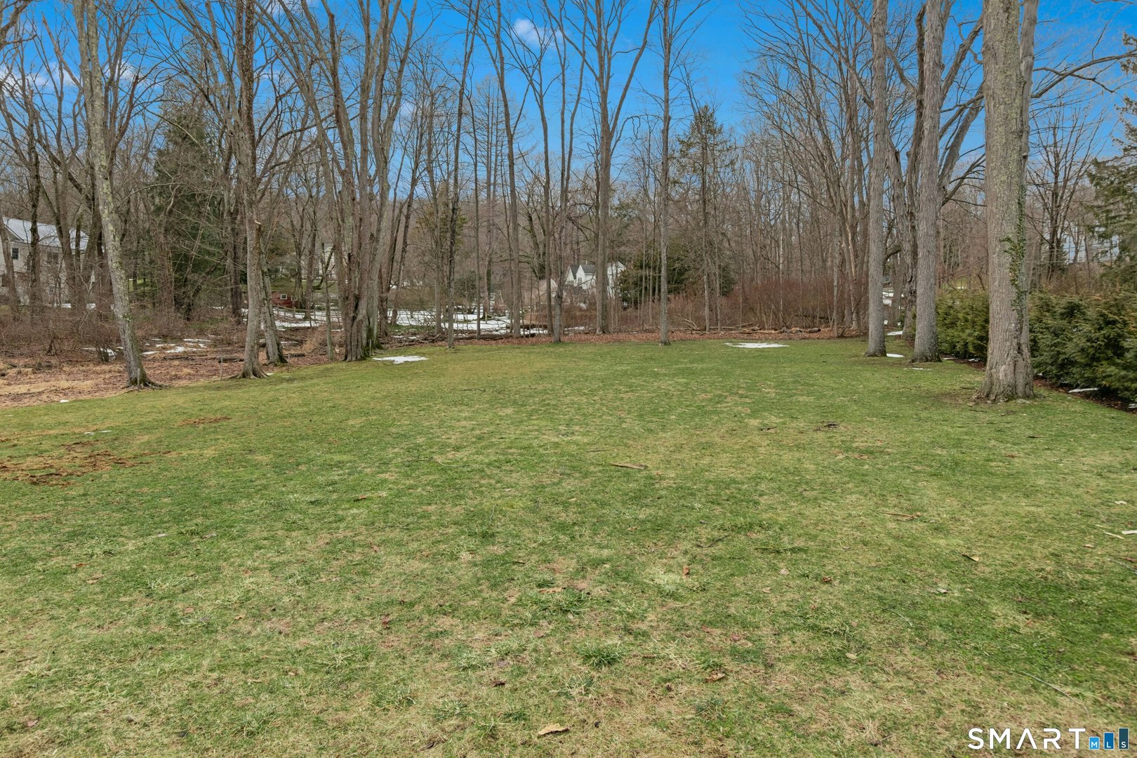 7 Homeward Lane Photo 36