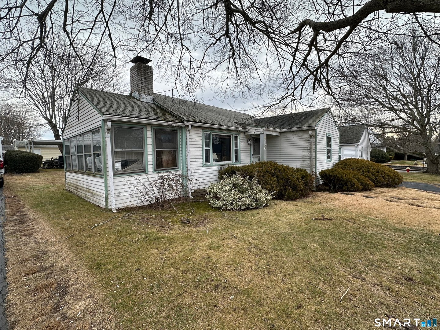 42 South Washington Avenue Photo 1