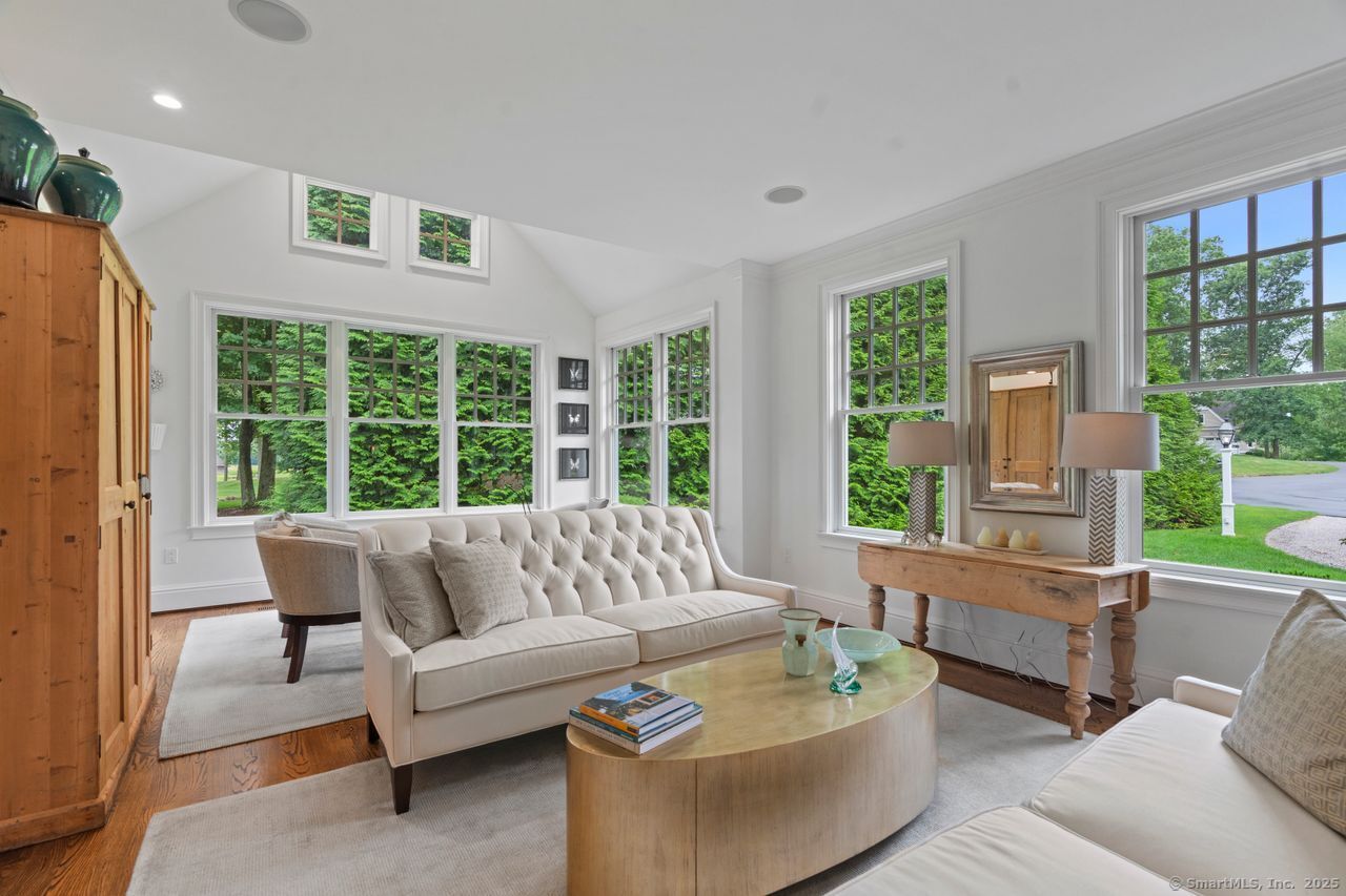 205 & 206 Fox Hopyard Road Photo 14