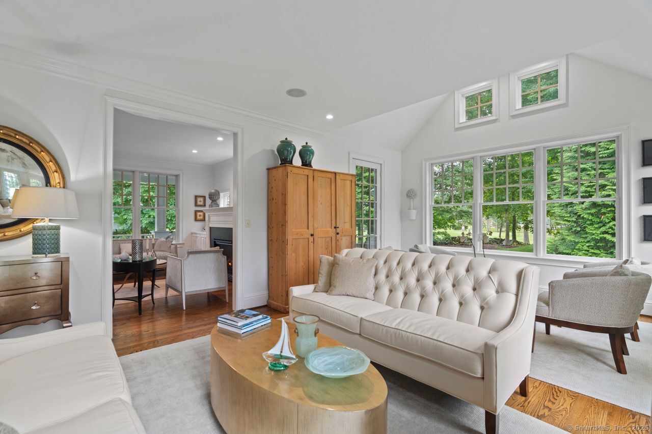 205 & 206 Fox Hopyard Road Photo 16