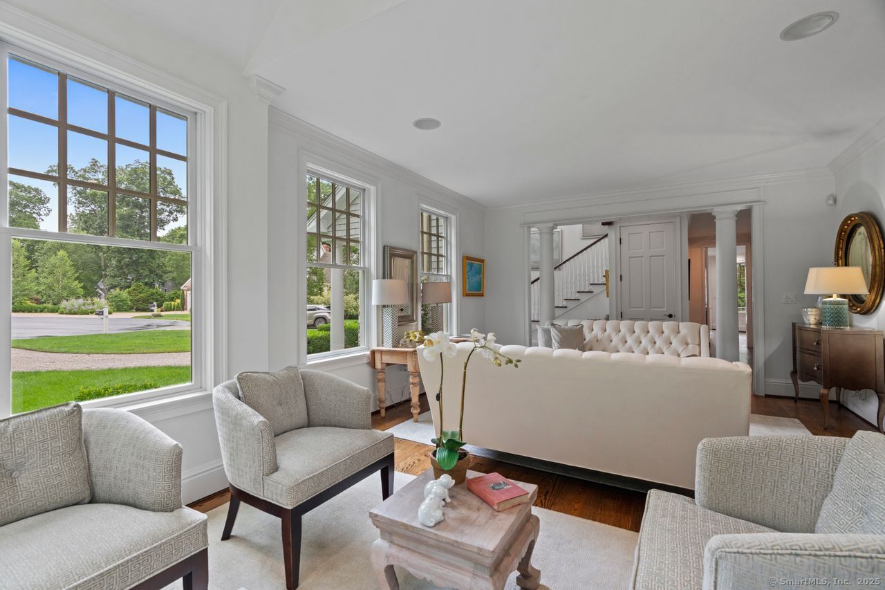 205 & 206 Fox Hopyard Road Photo 17