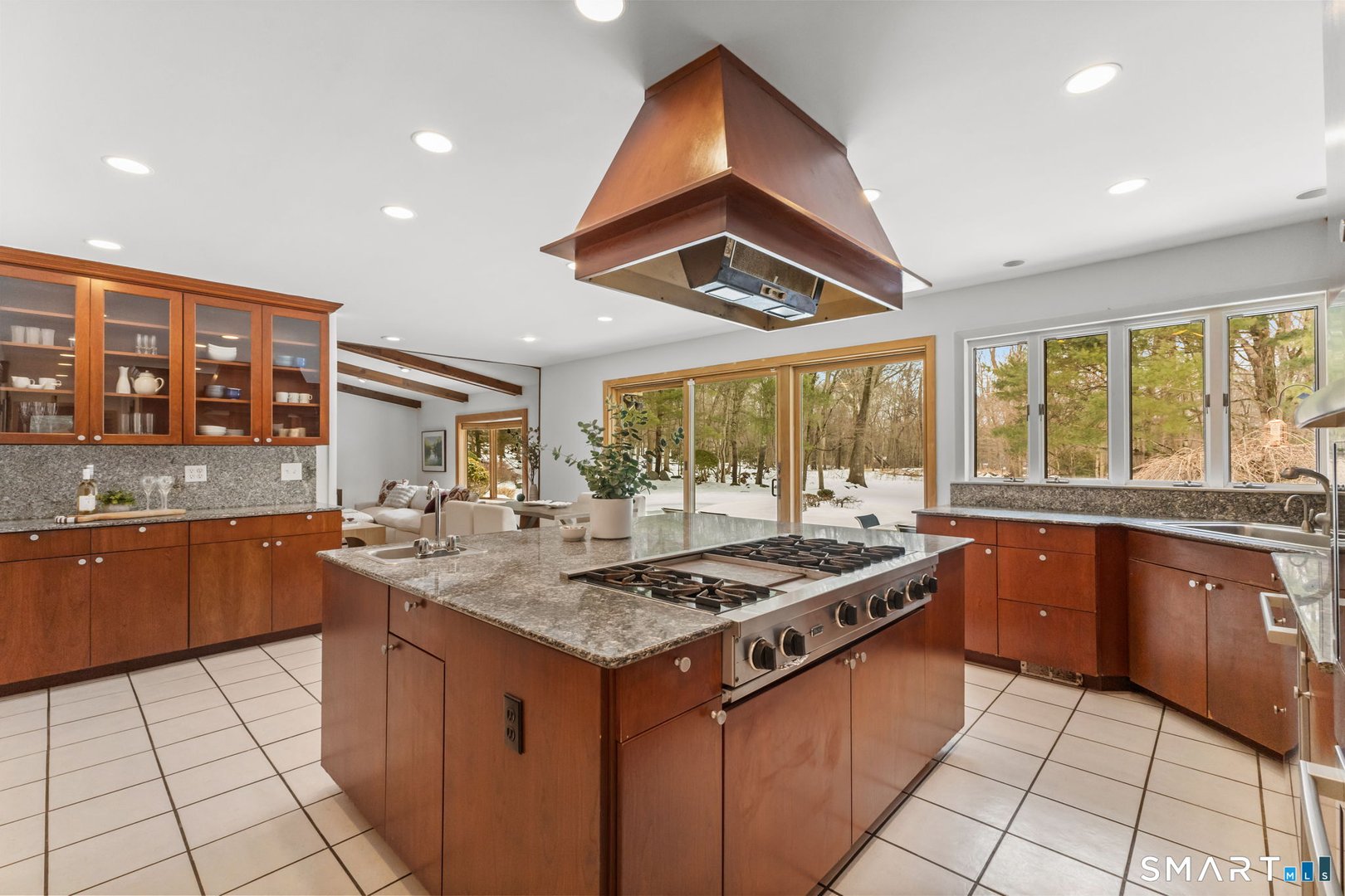 37 Quarry Road Photo 12