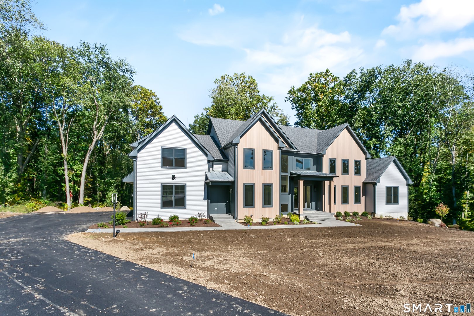 110 Porters Hill Road Photo 1