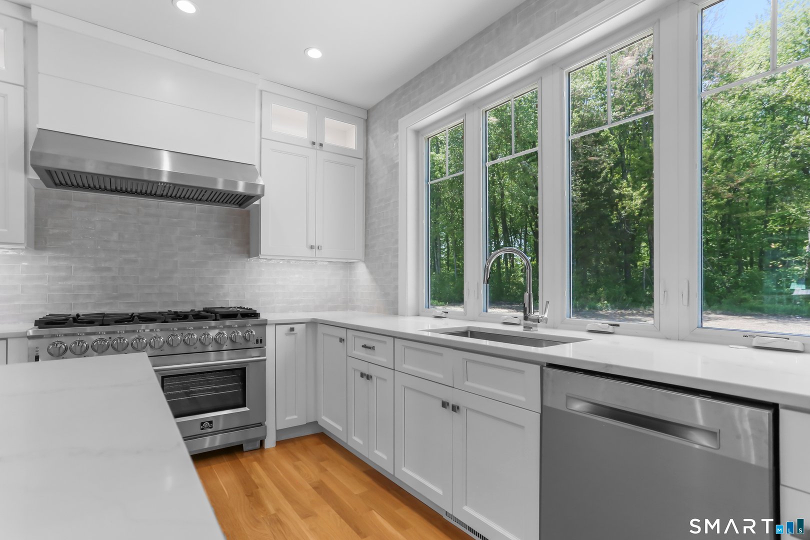 110 Porters Hill Road Photo 17