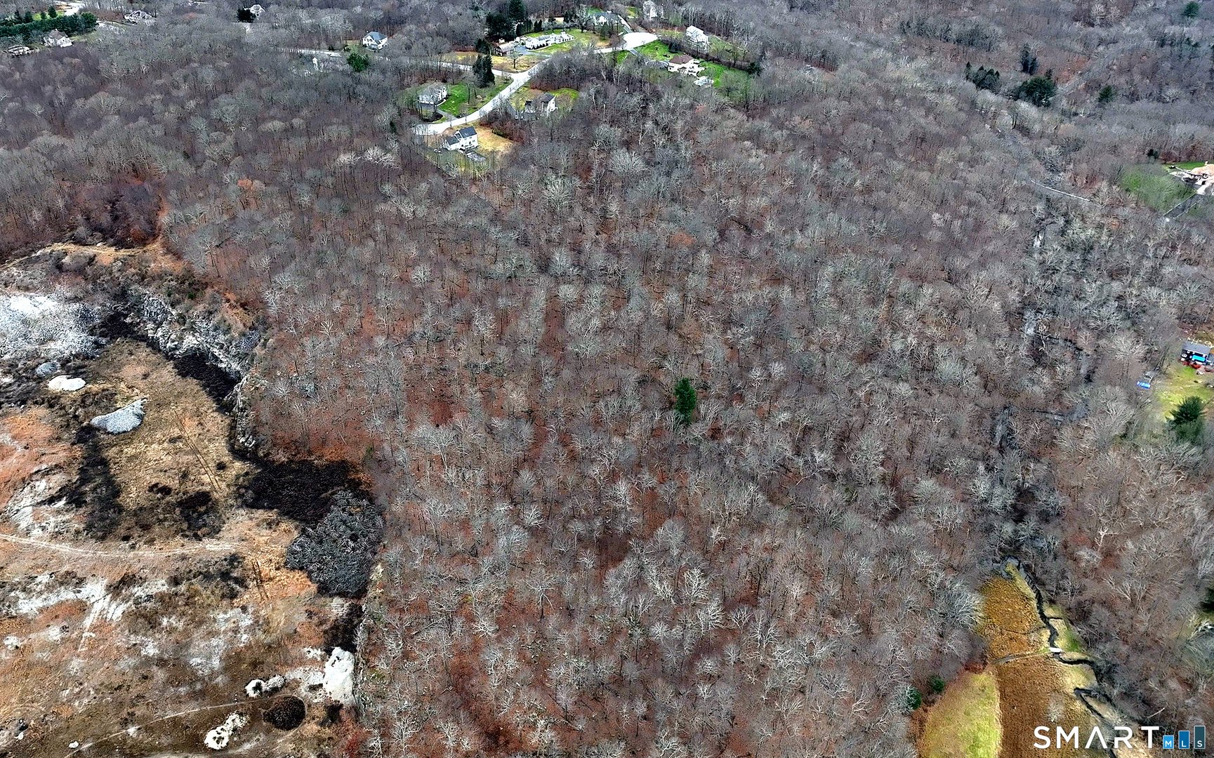 275 Hammertown Road Photo 9