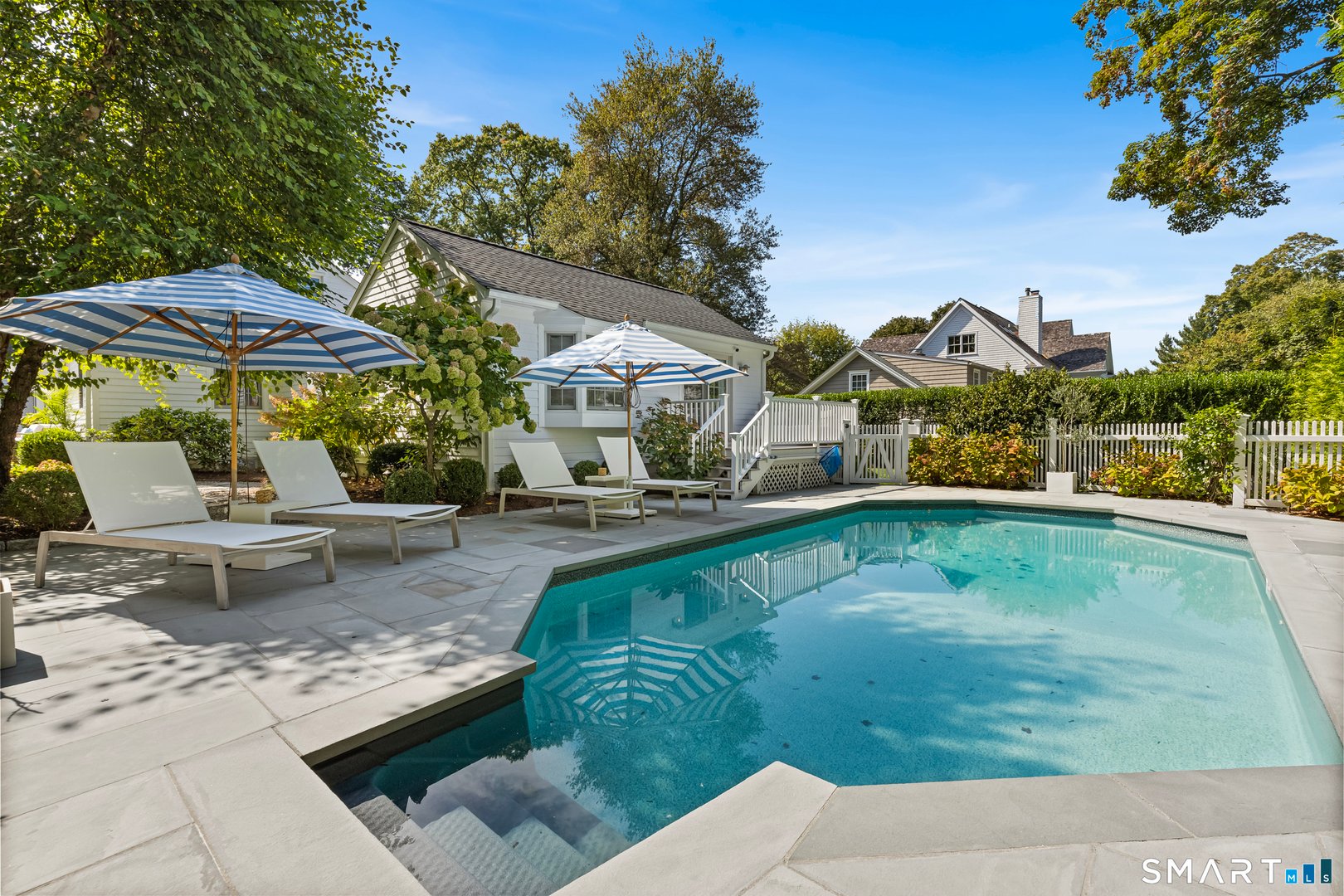 13 Pond Street Photo 33