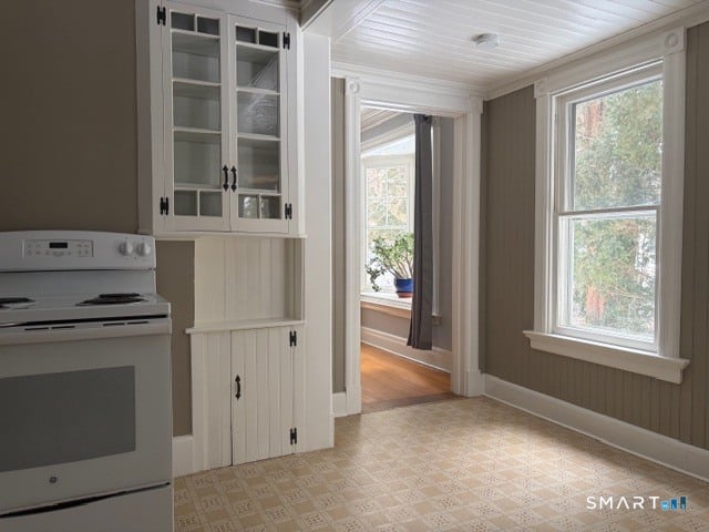 41 Maple Avenue Photo 3