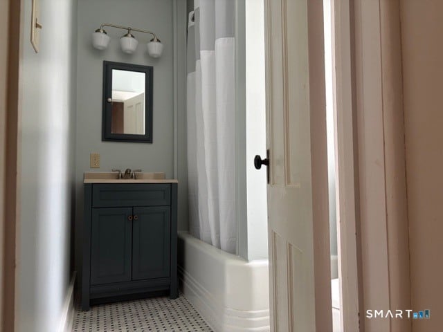 41 Maple Avenue Photo 4