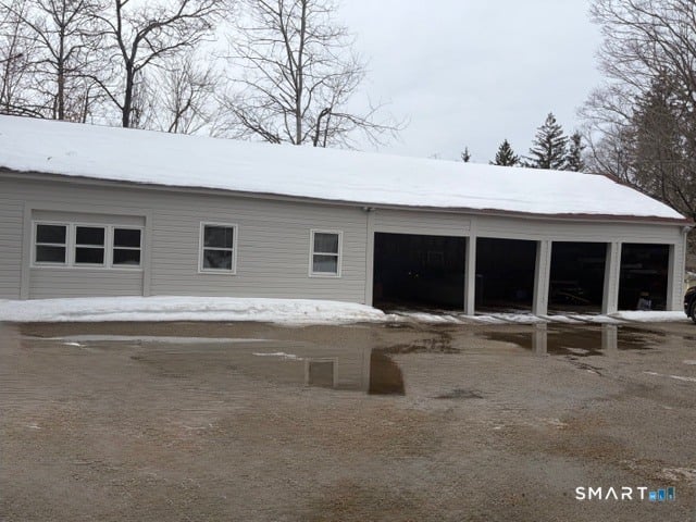 41 Maple Avenue Photo 7