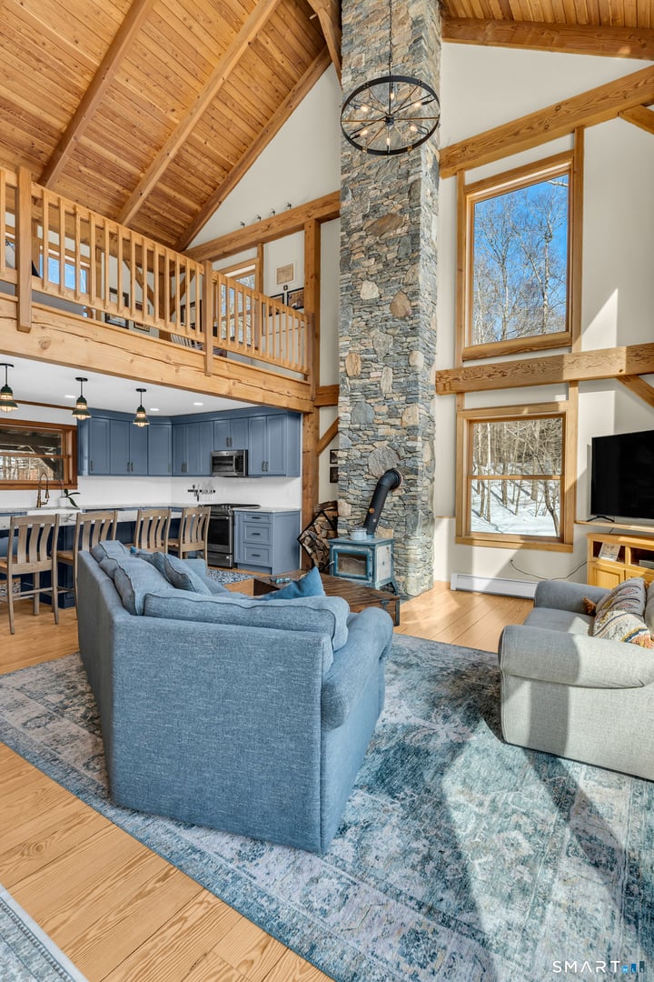 167 Round Hill Road Photo 36