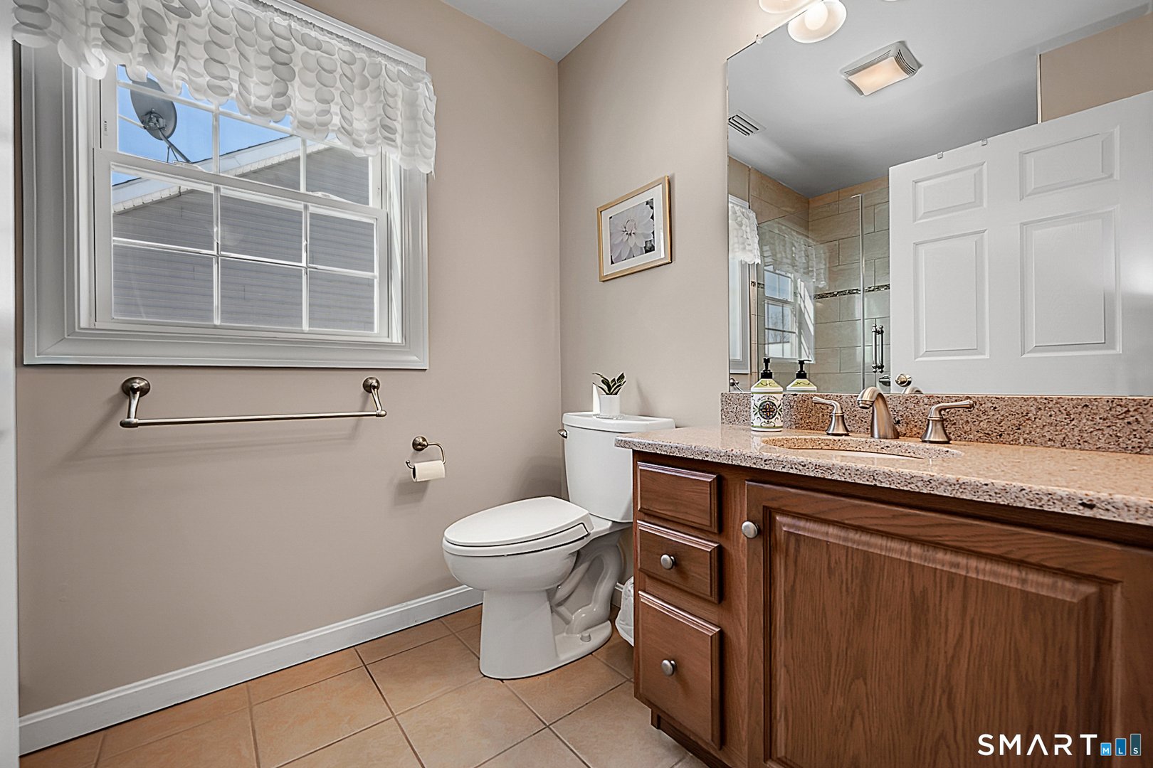 14 Hannah Way Photo 17