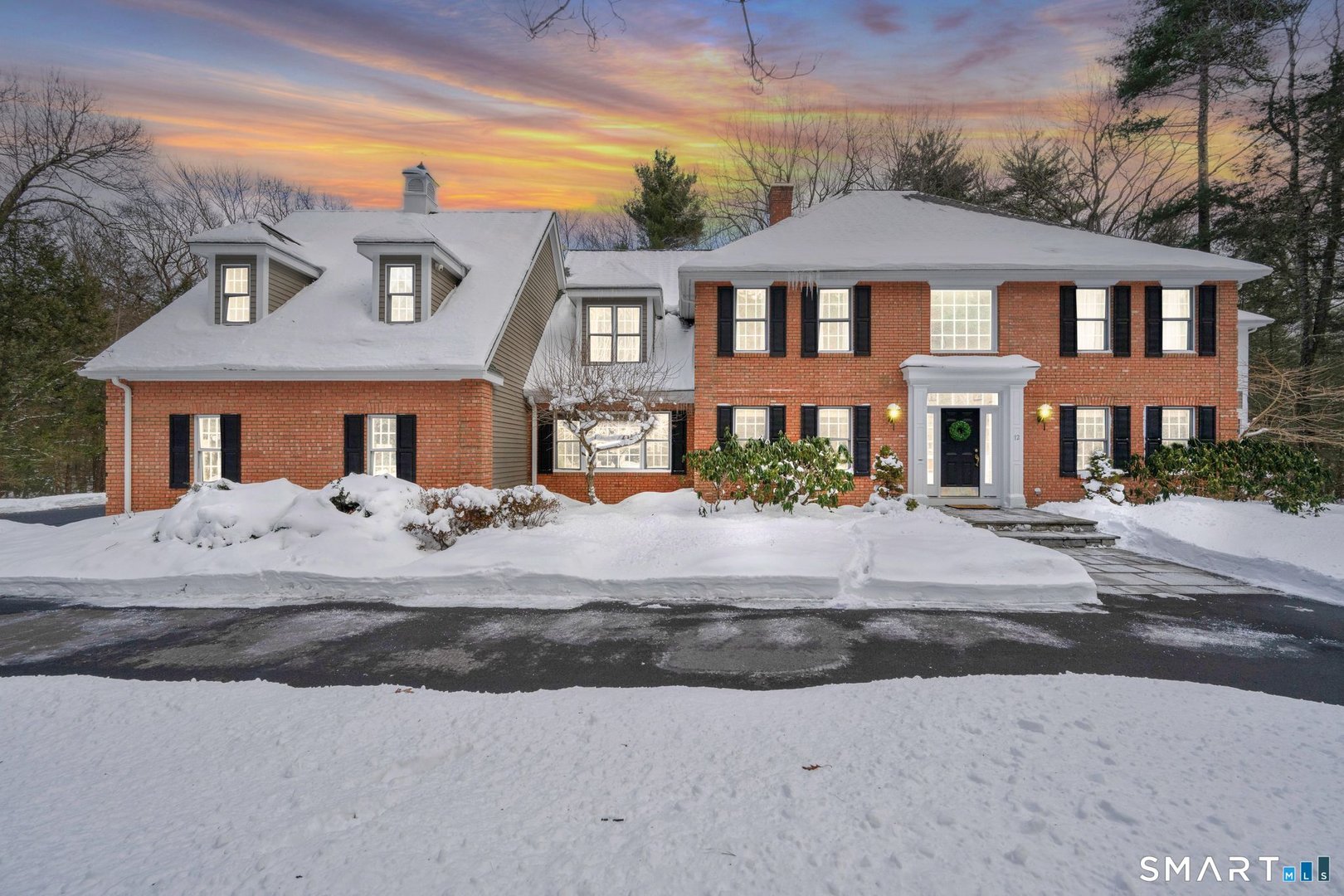 12 The Glade Photo 4