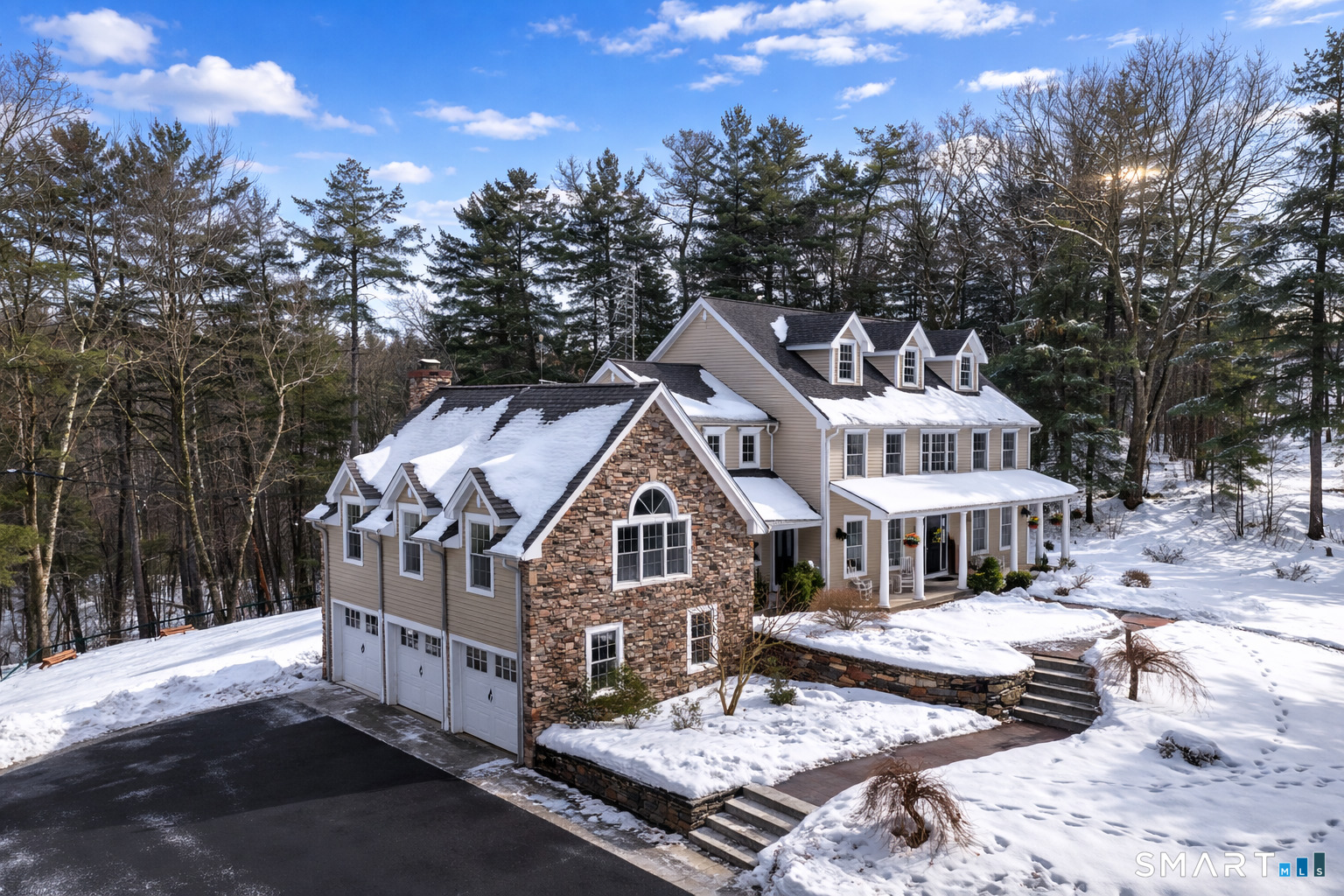 1211 Neipsic Road Photo 2