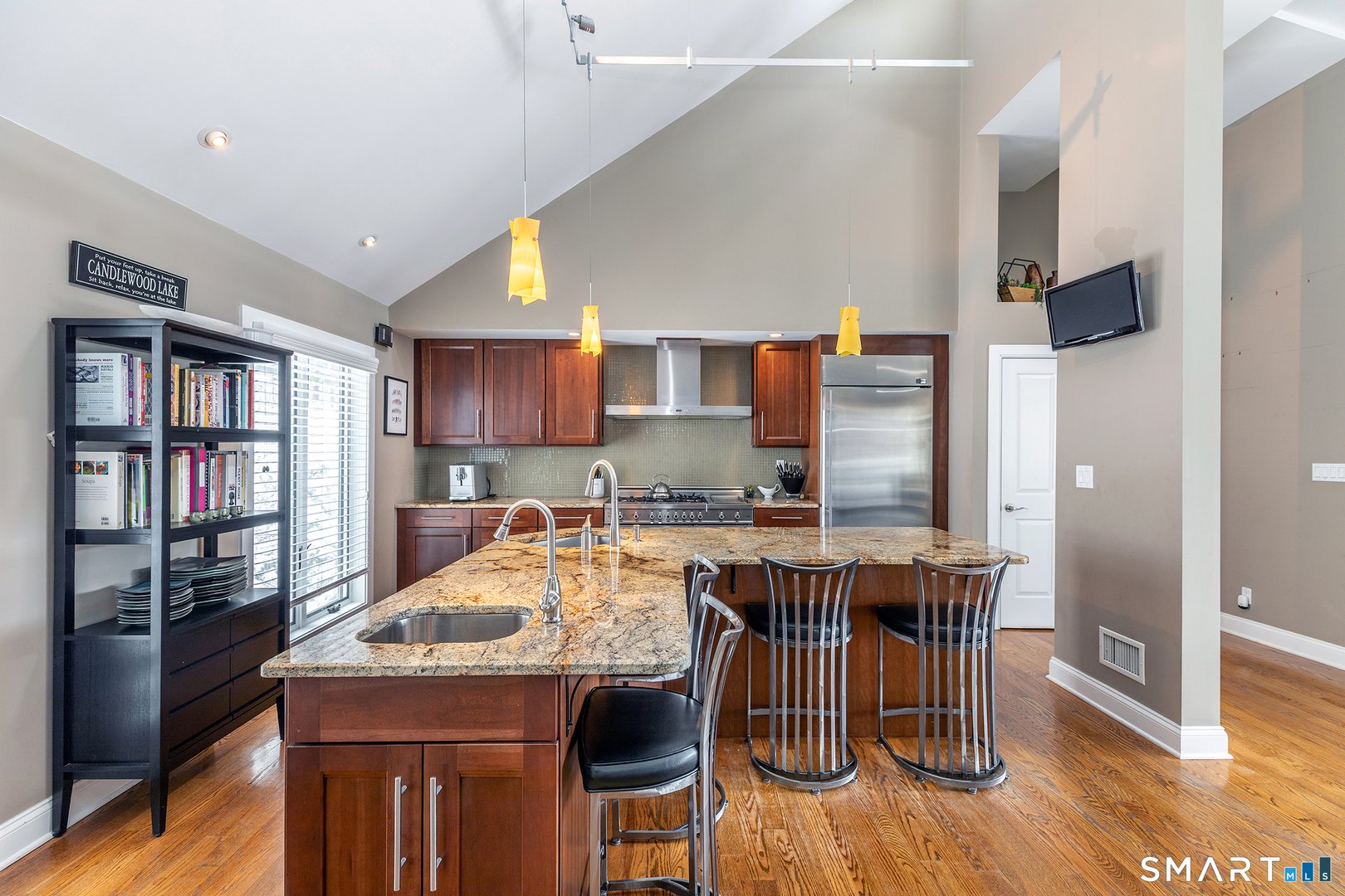 16 Sunset Drive Photo 4