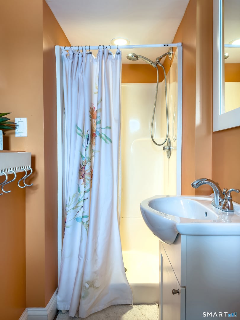 16 Sunset Drive Photo 35