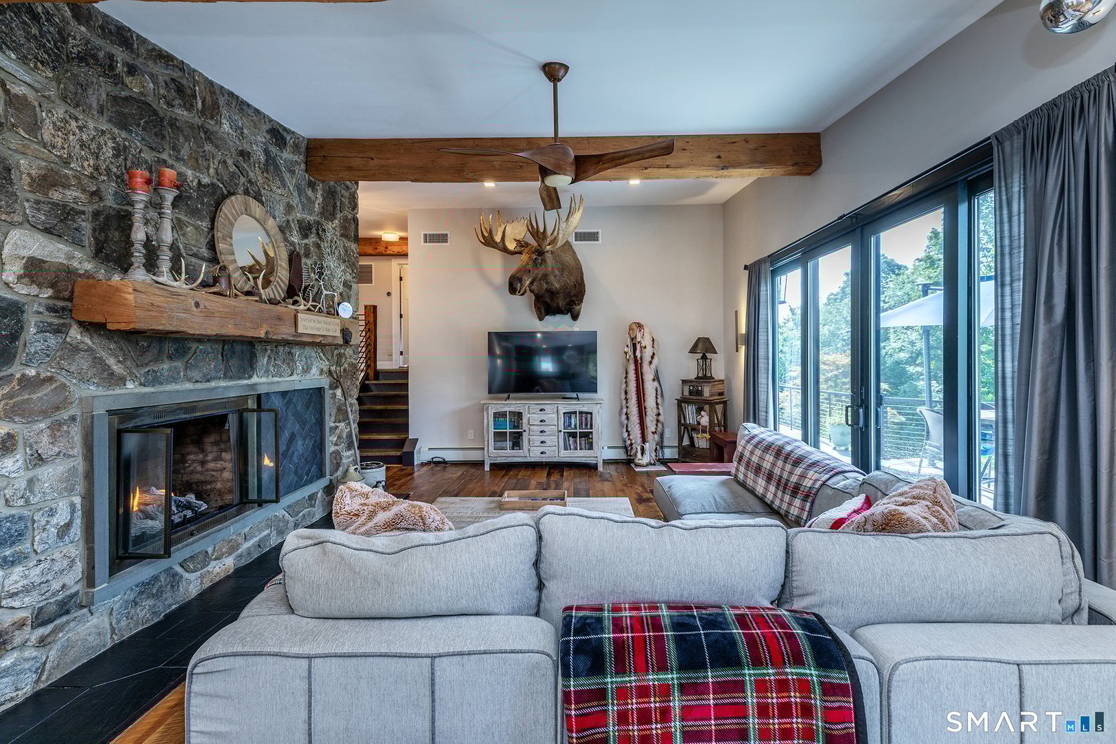 145 Pine Hill Road Photo 4