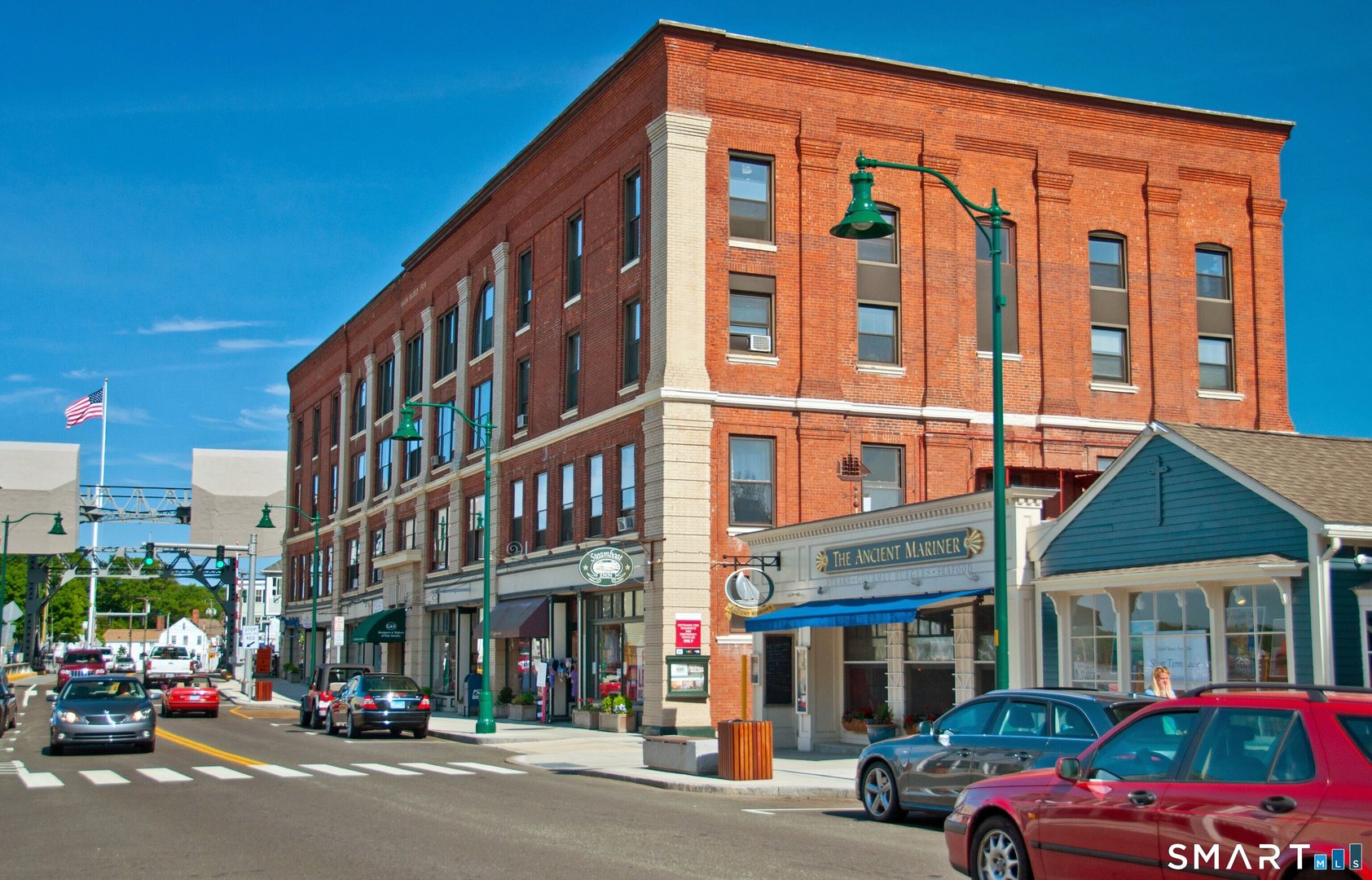 69 B Starr Street Photo 11