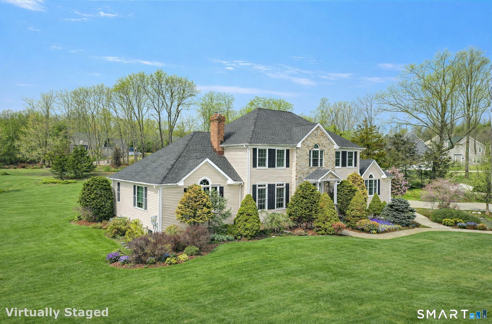 65 Trailside Drive Photo 2