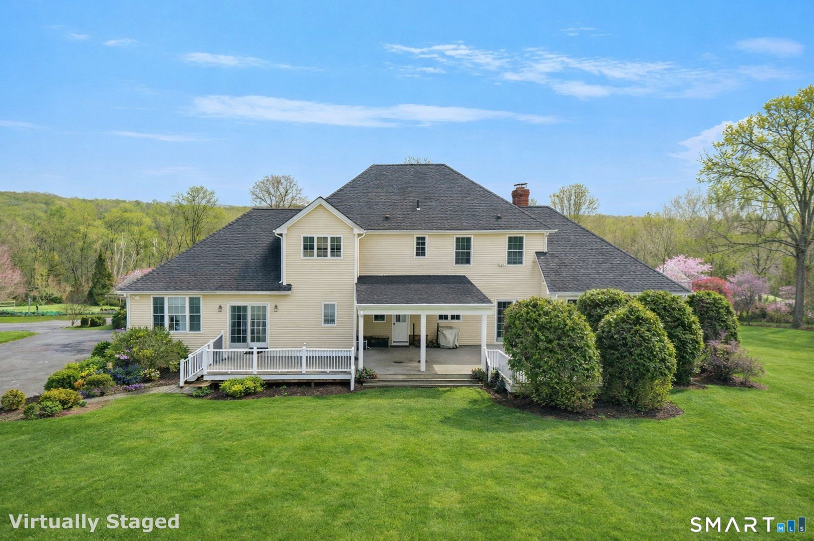 65 Trailside Drive Photo 3