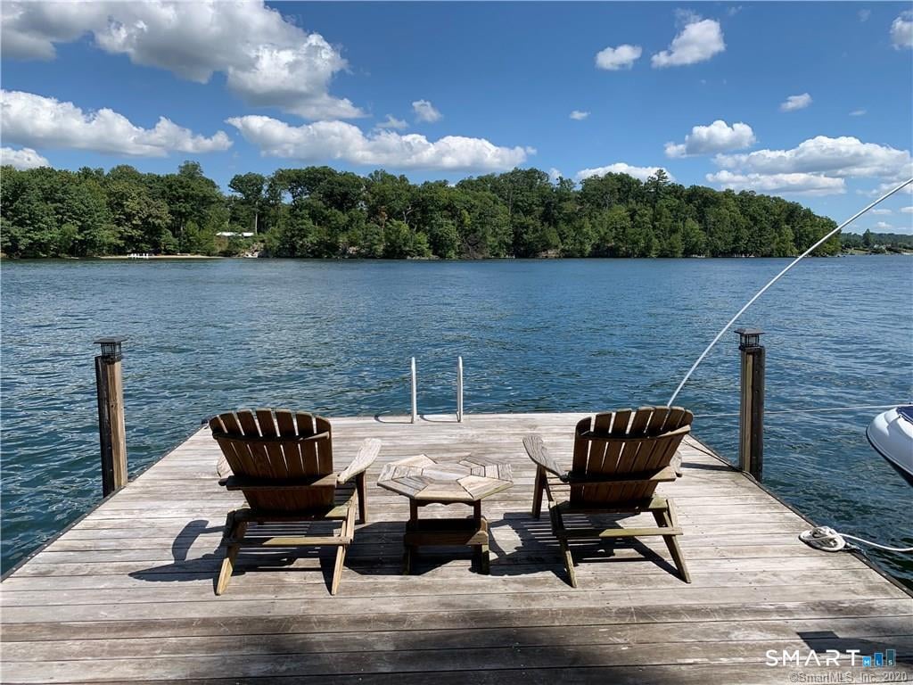 49 Lake Drive South Photo 4