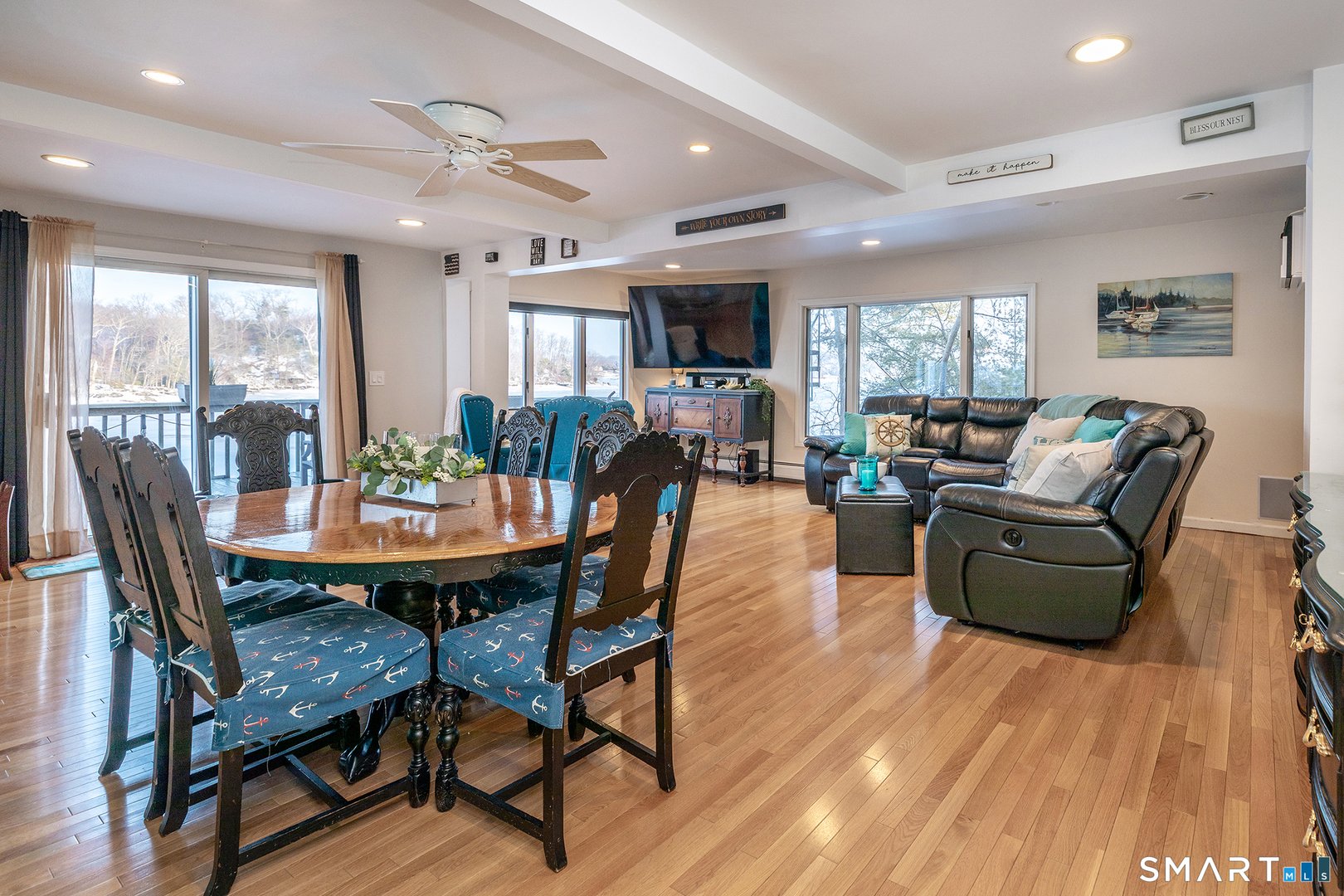 49 Lake Drive South Photo 9