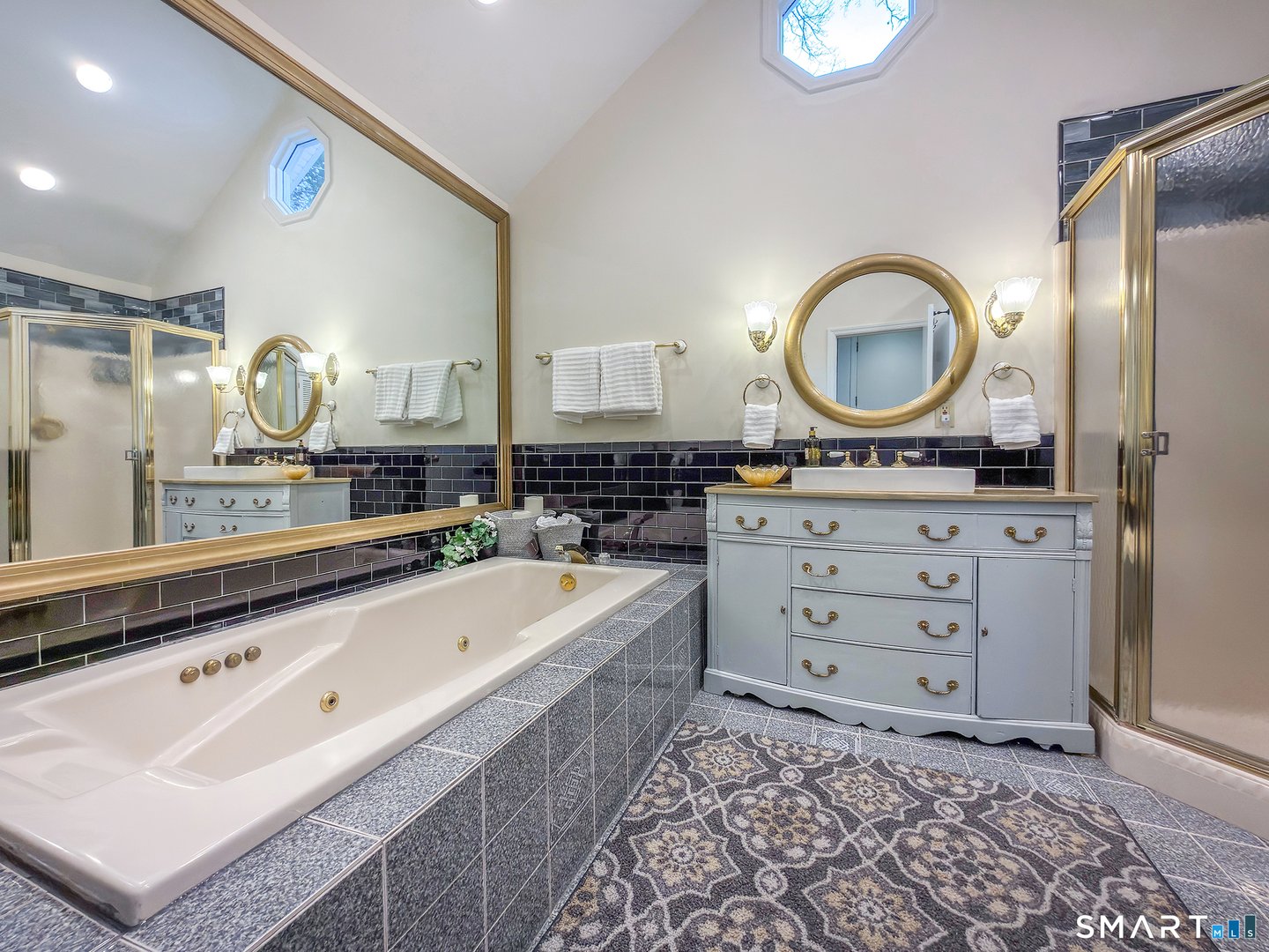 49 Lake Drive South Photo 31