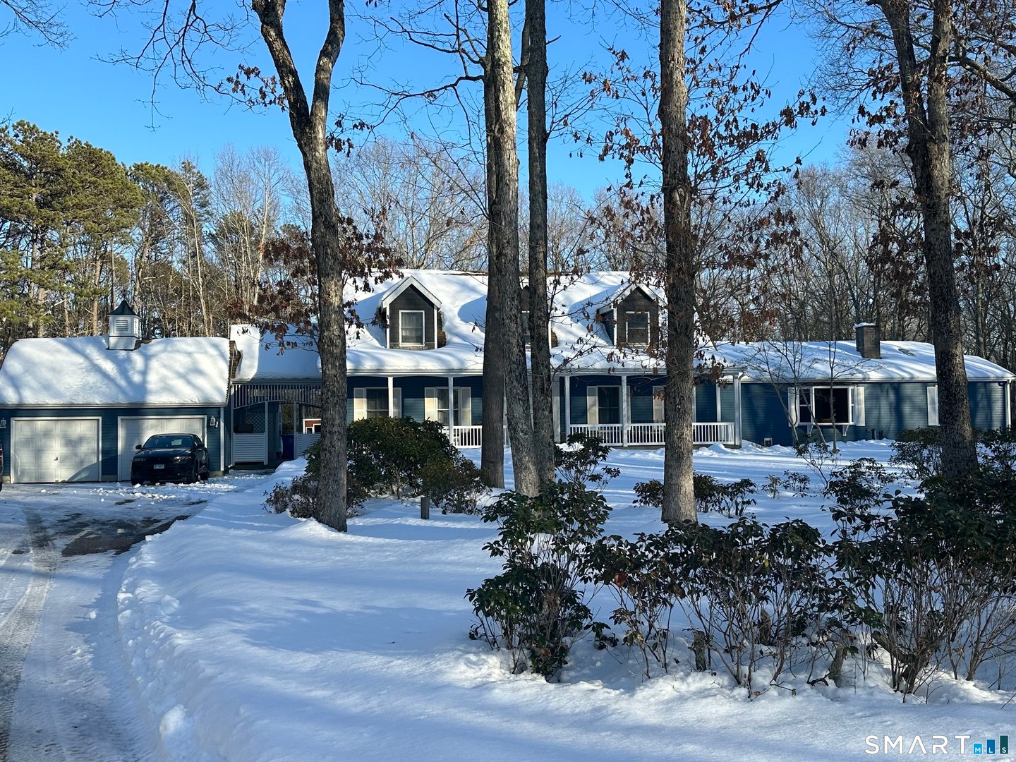 16 Greystone Drive Photo 1