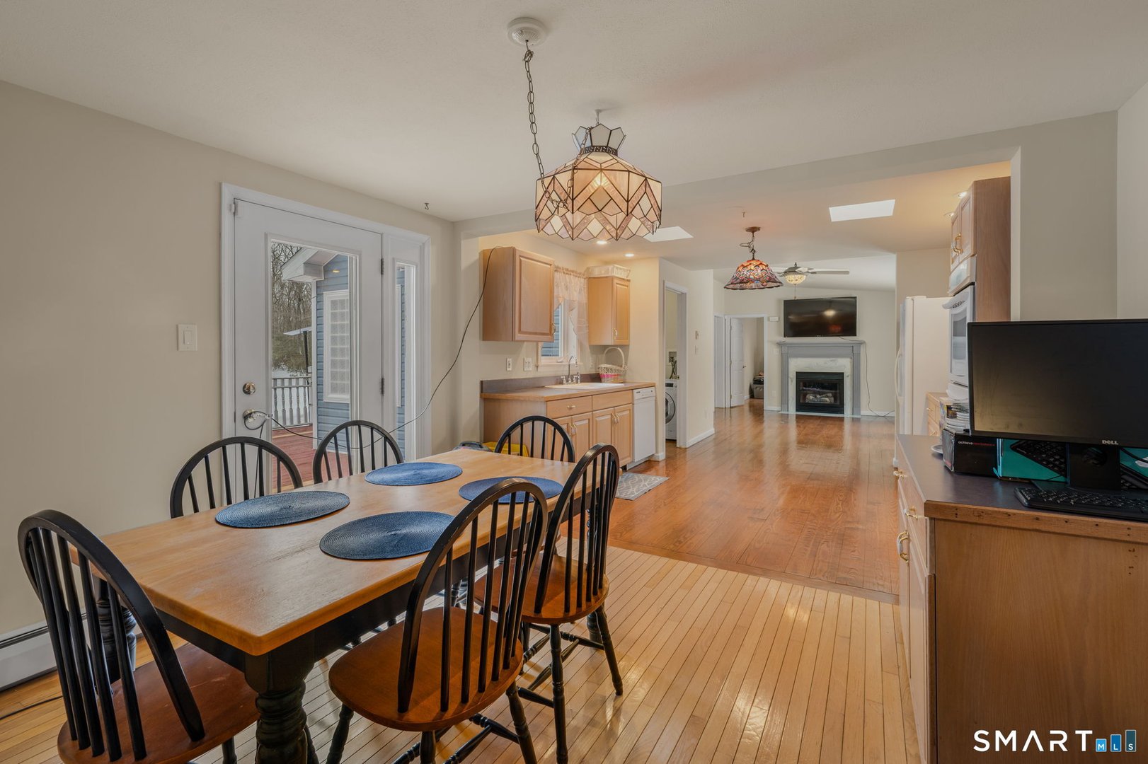 16 Greystone Drive Photo 4