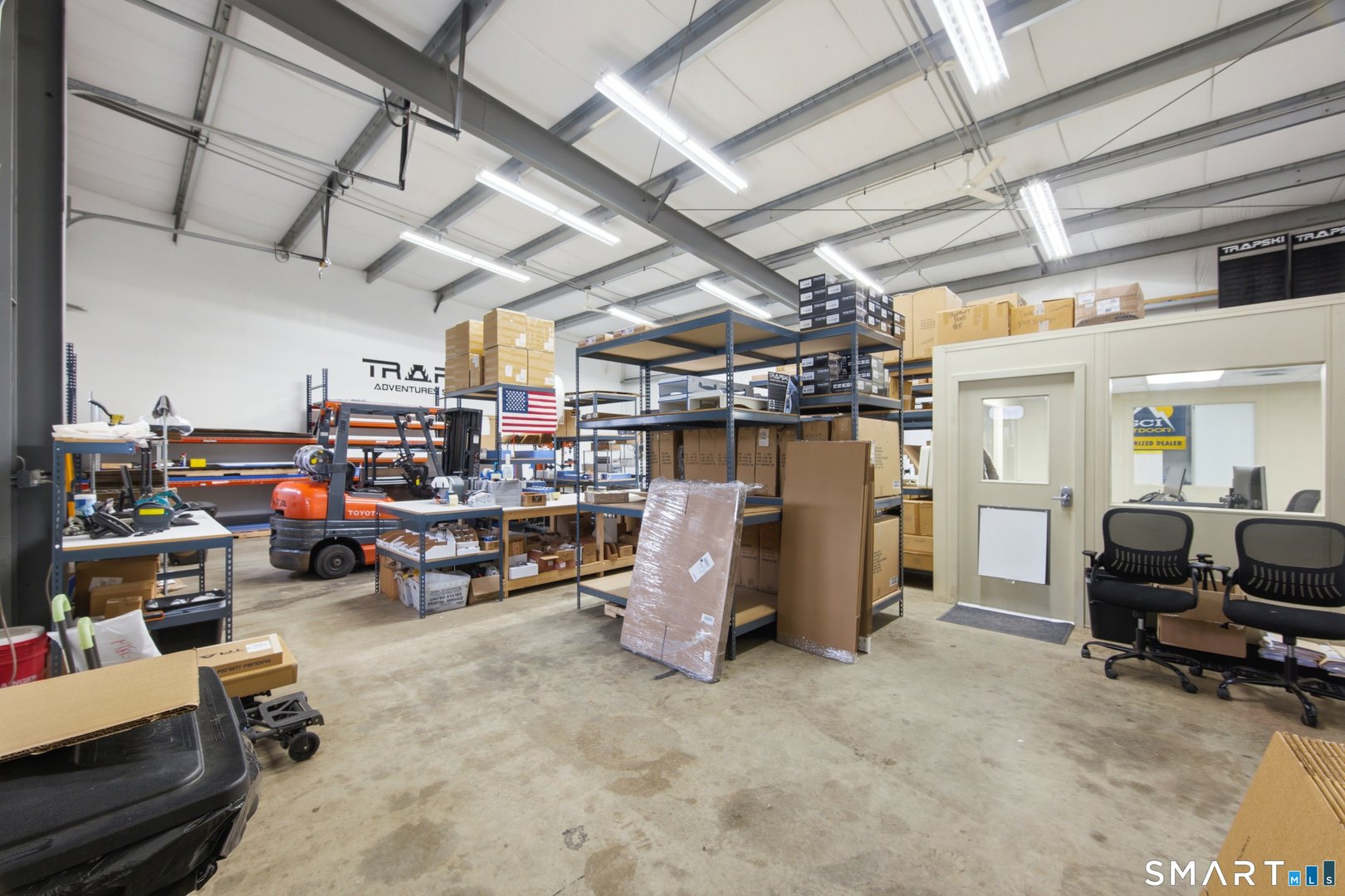 900 Industrial Park Road Photo 4