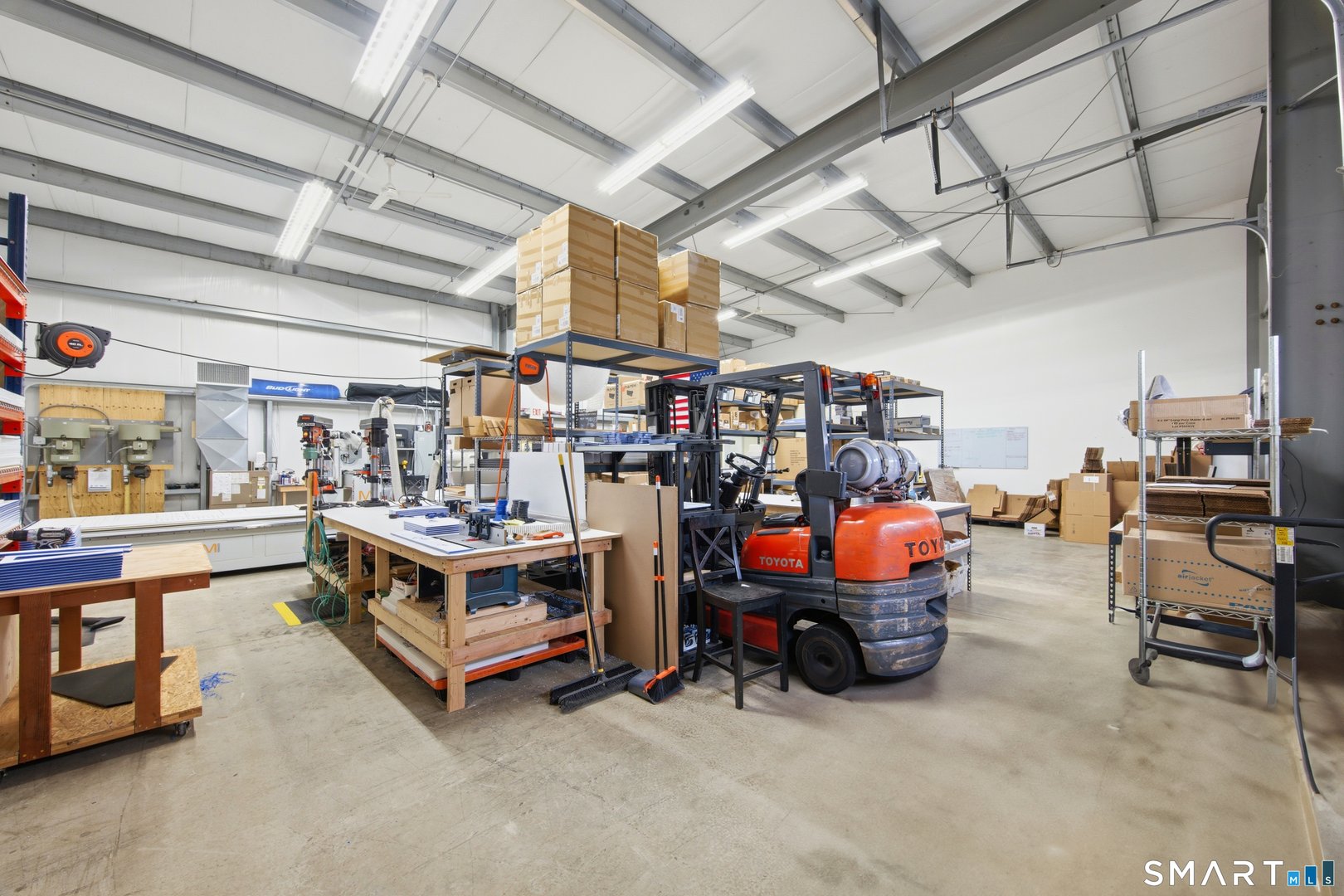 900 Industrial Park Road Photo 5