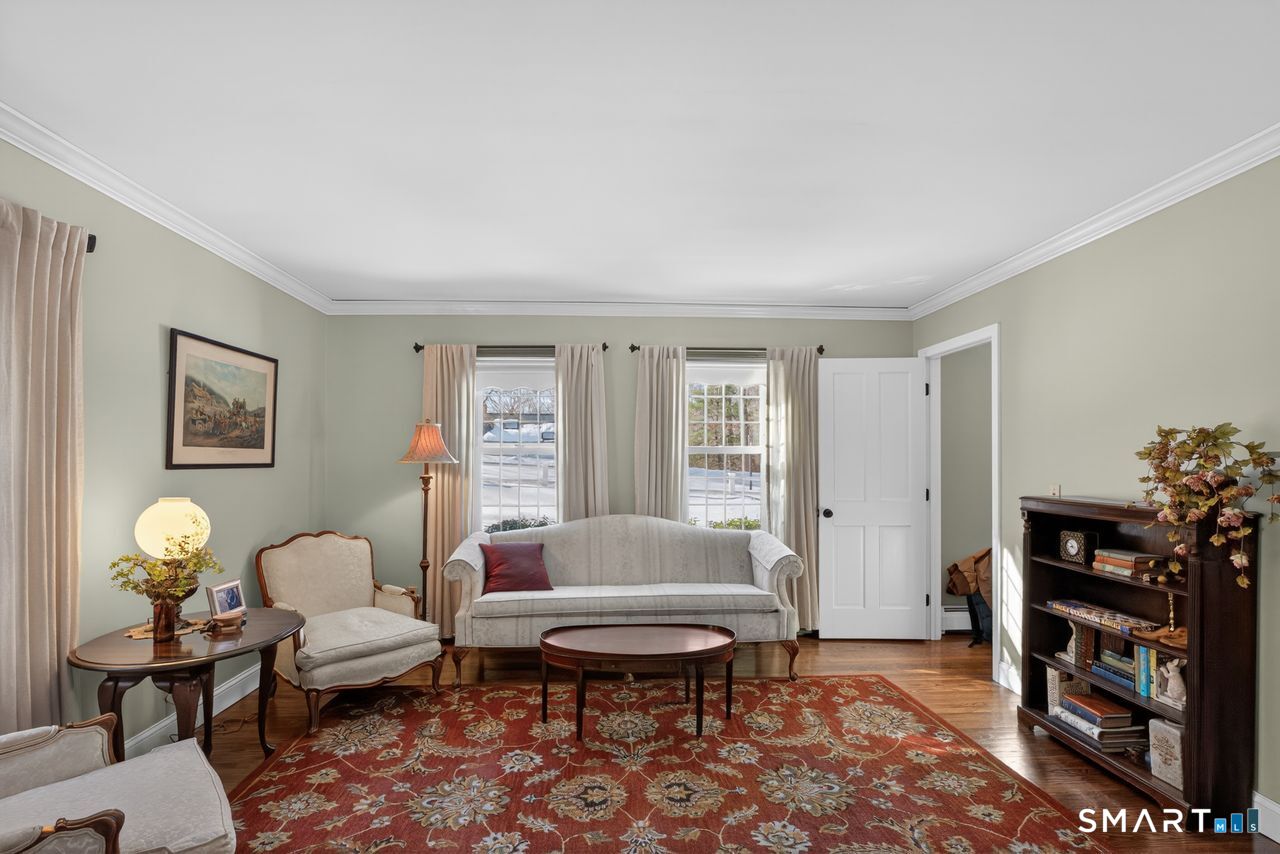 4 Hunters Ridge Road Photo 7