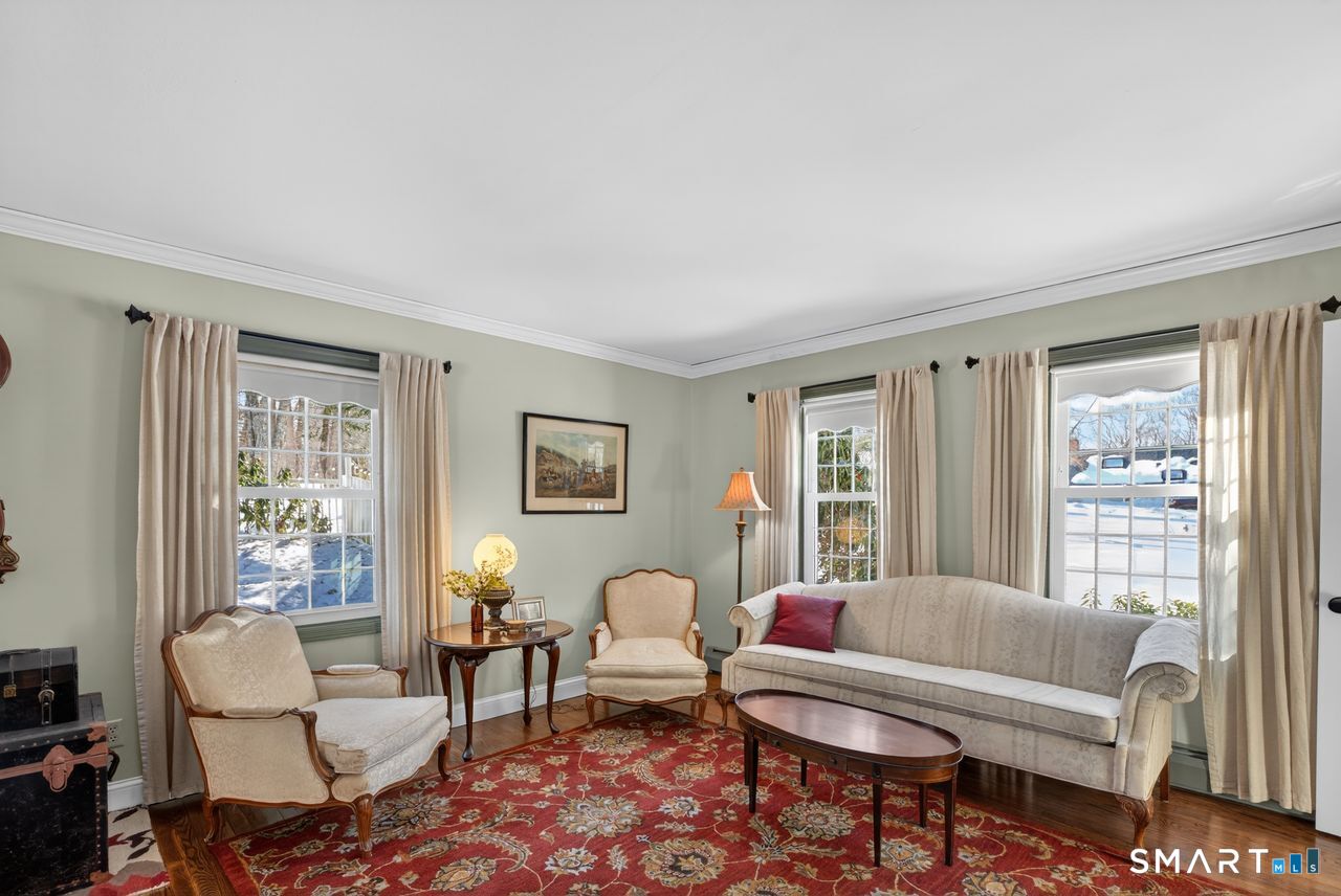 4 Hunters Ridge Road Photo 9