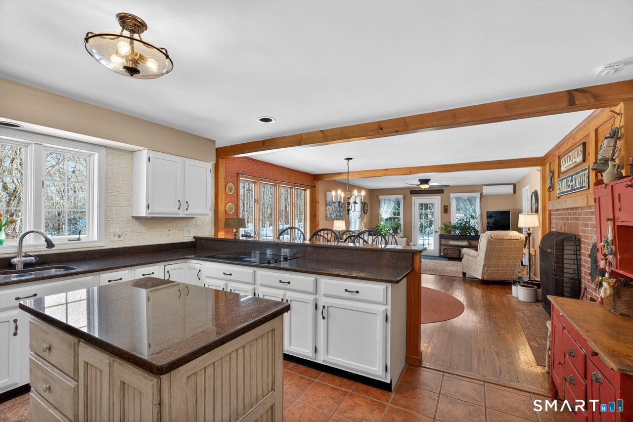 4 Hunters Ridge Road Photo 24