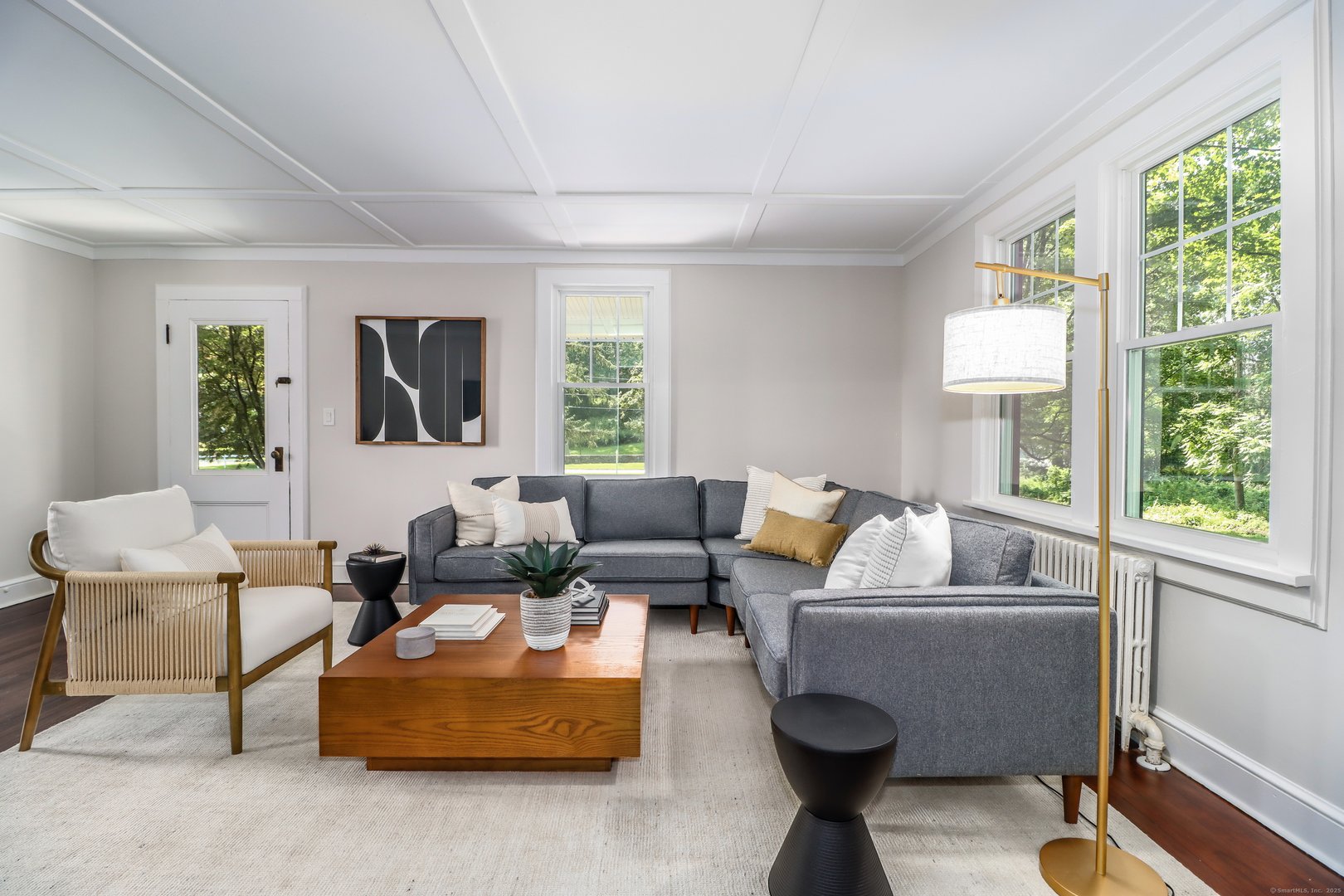 27 Obtuse Road South Photo 4