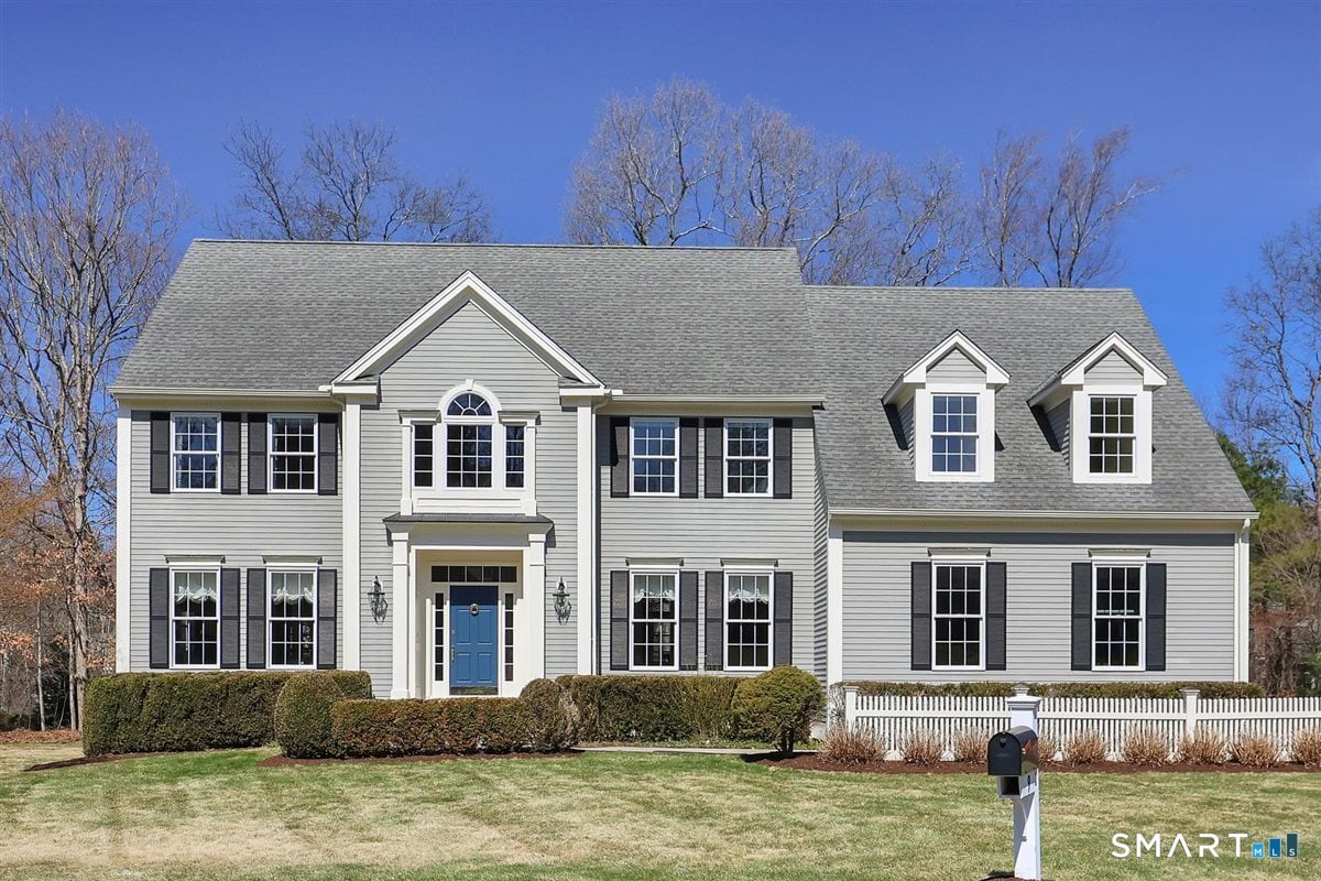 9 White Oak Lane Photo 4