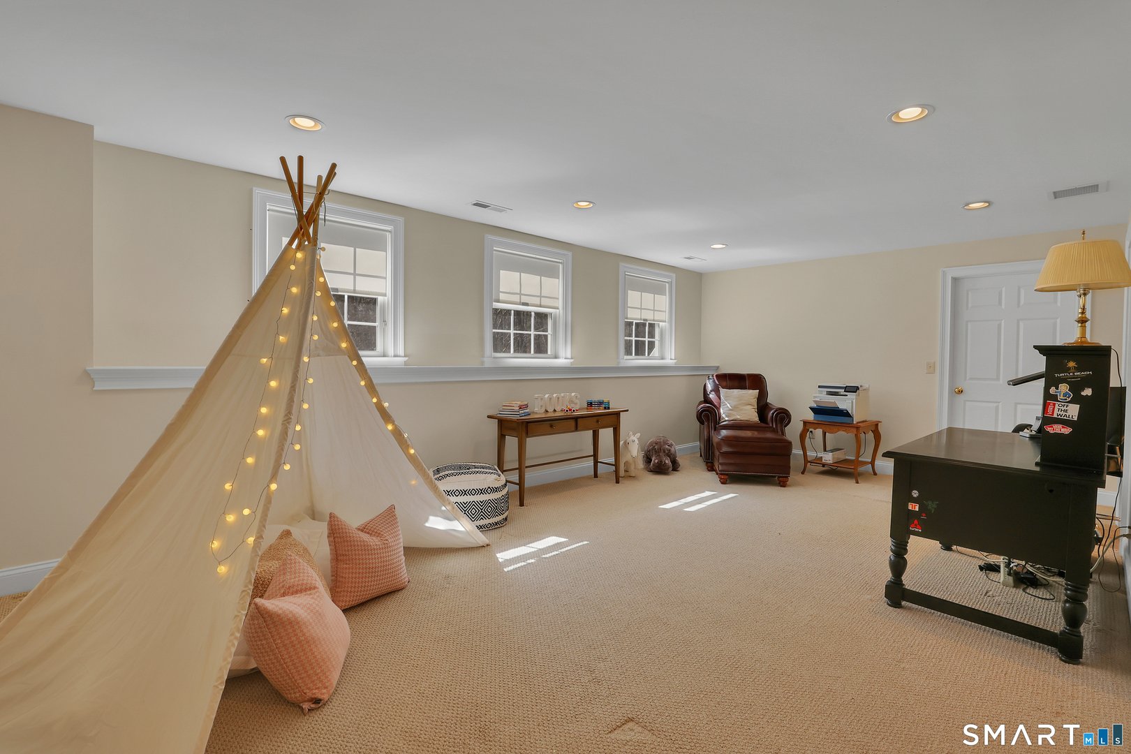 9 White Oak Lane Photo 29