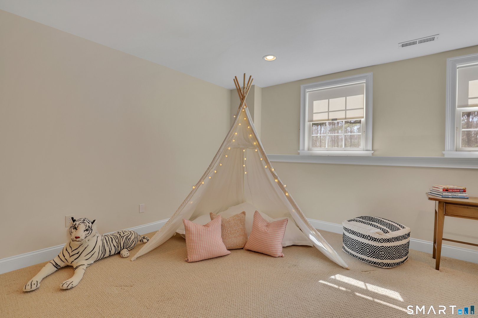 9 White Oak Lane Photo 30