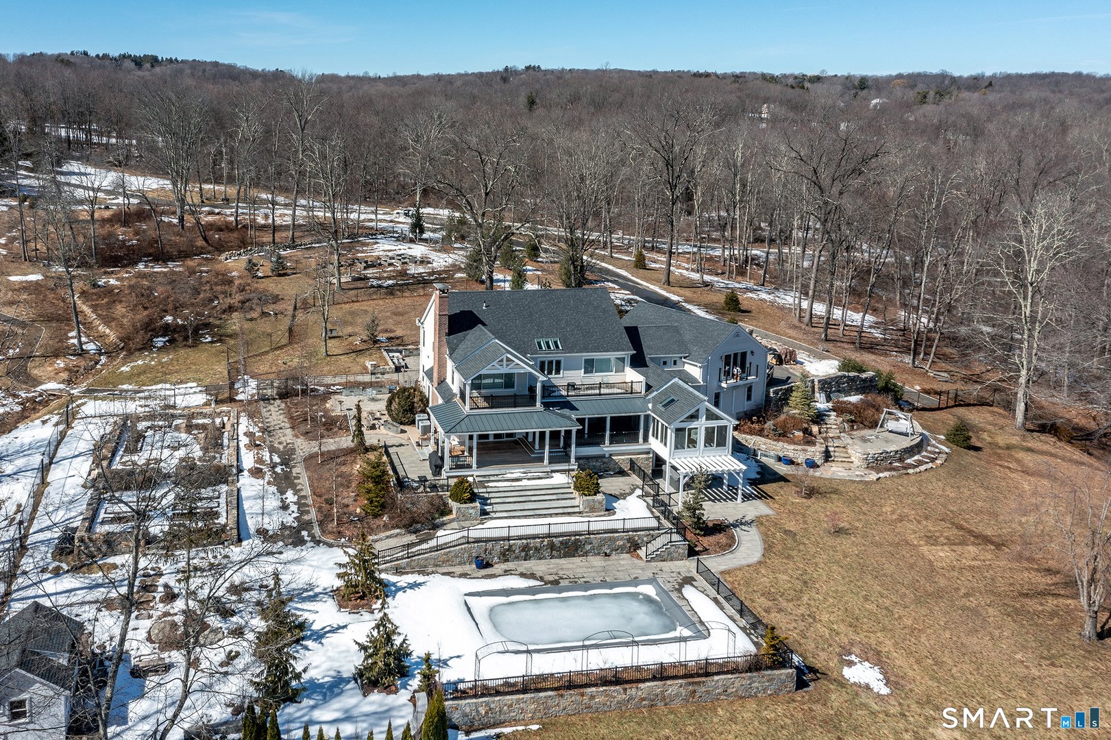 4 Sunrise Lane Photo 36