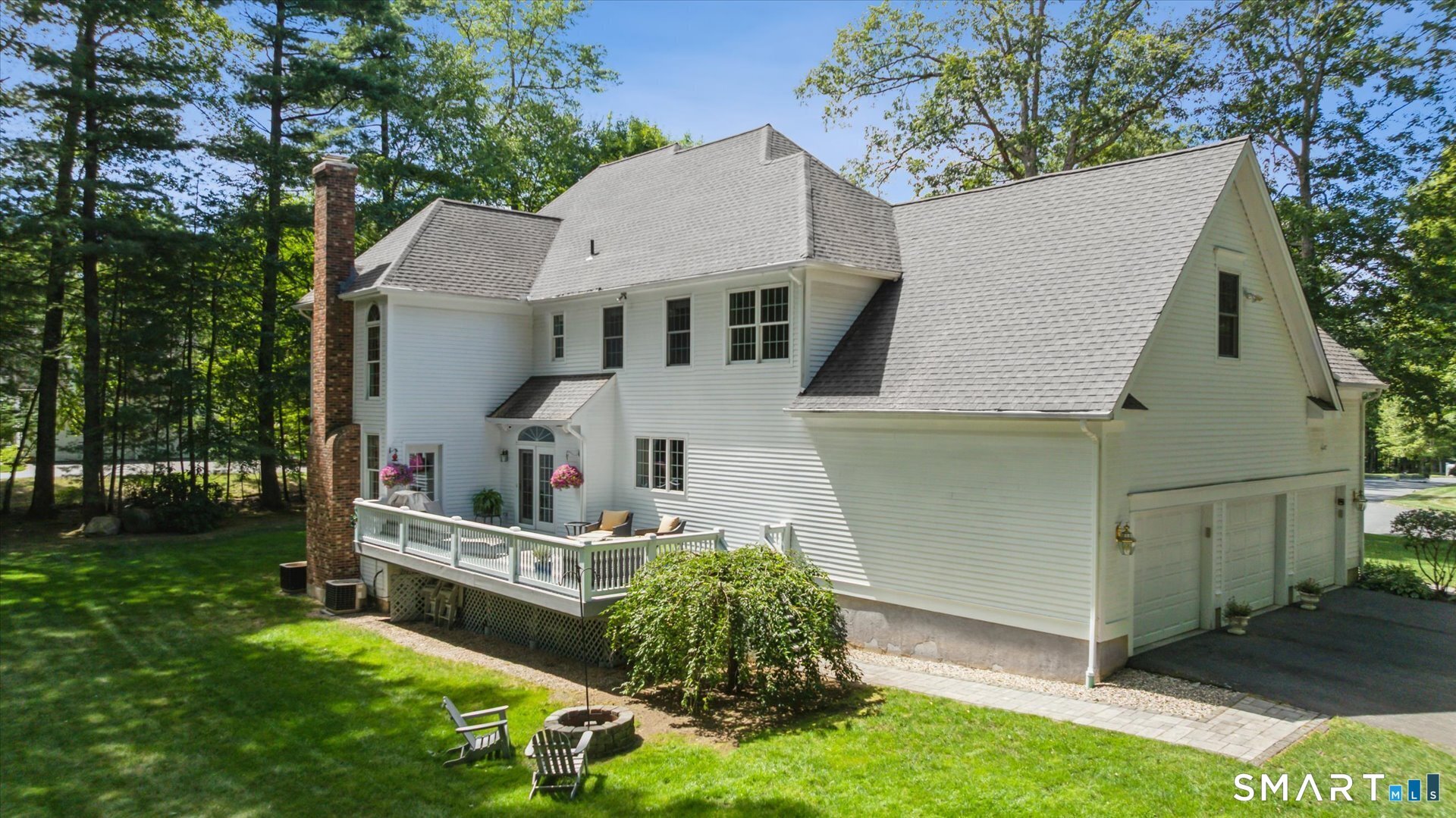 7 School House Lane Photo 3